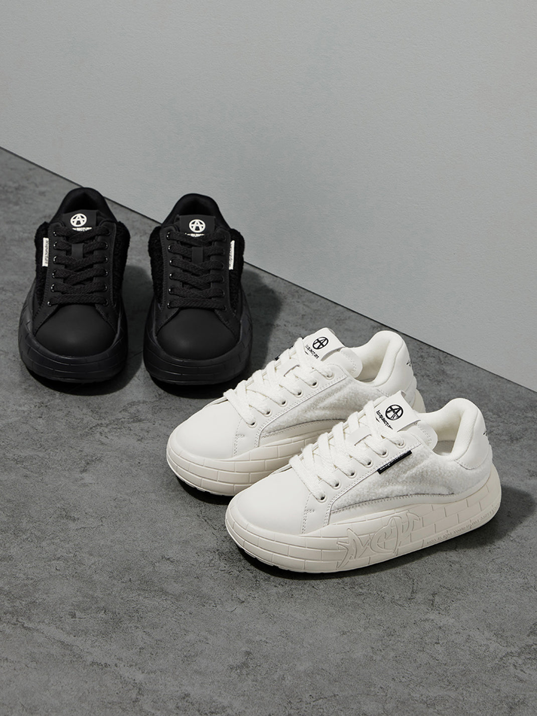 Black Fleece-Panel Platform Sneakers - View 30