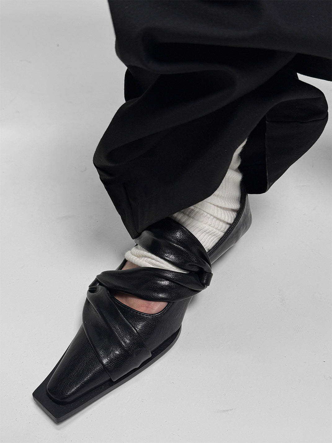 Black Knotted Square-Toe Leather Flats - View 4