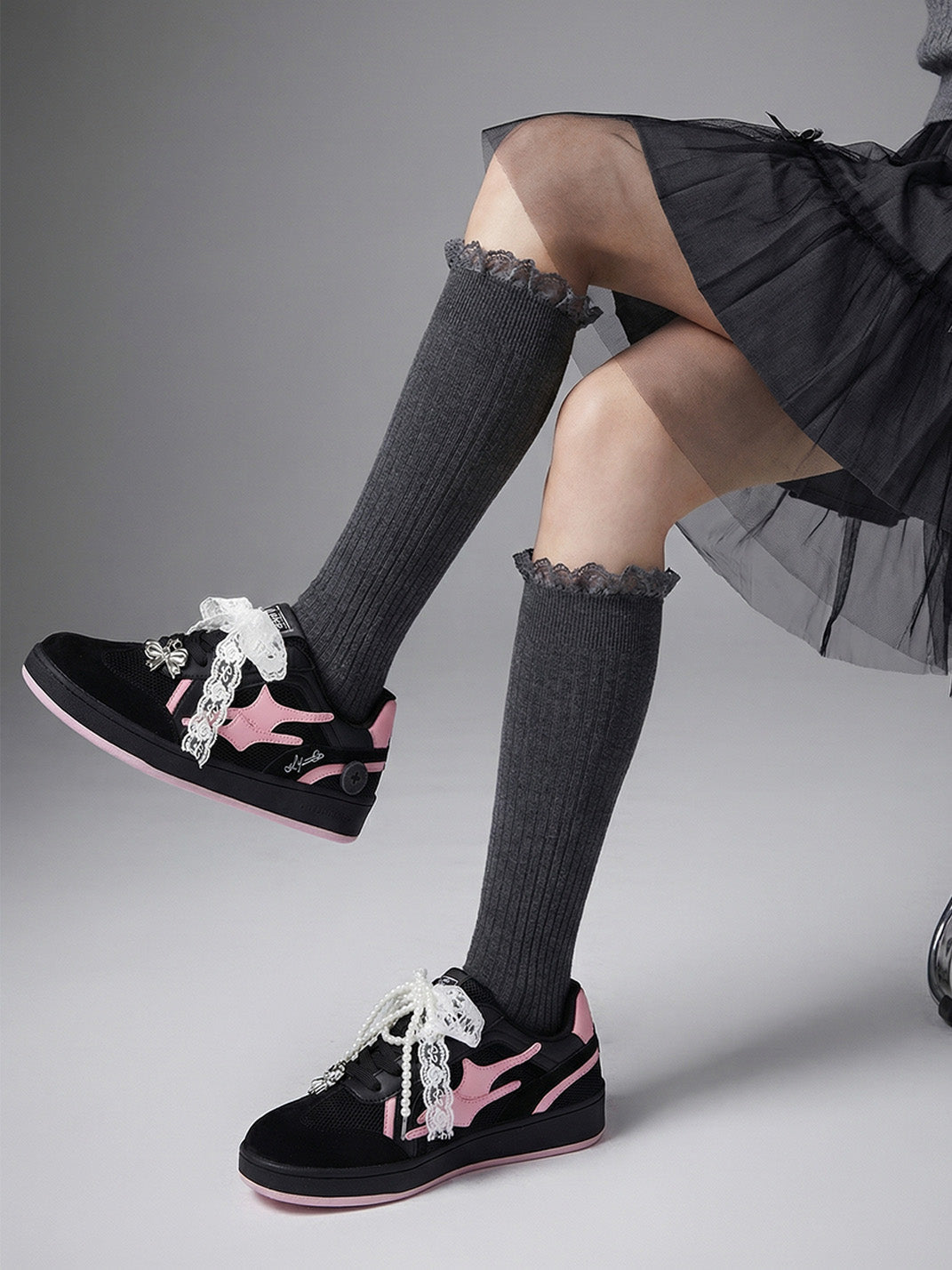 Black Pink Bow-Applique Trainer Sneakers - View 6
