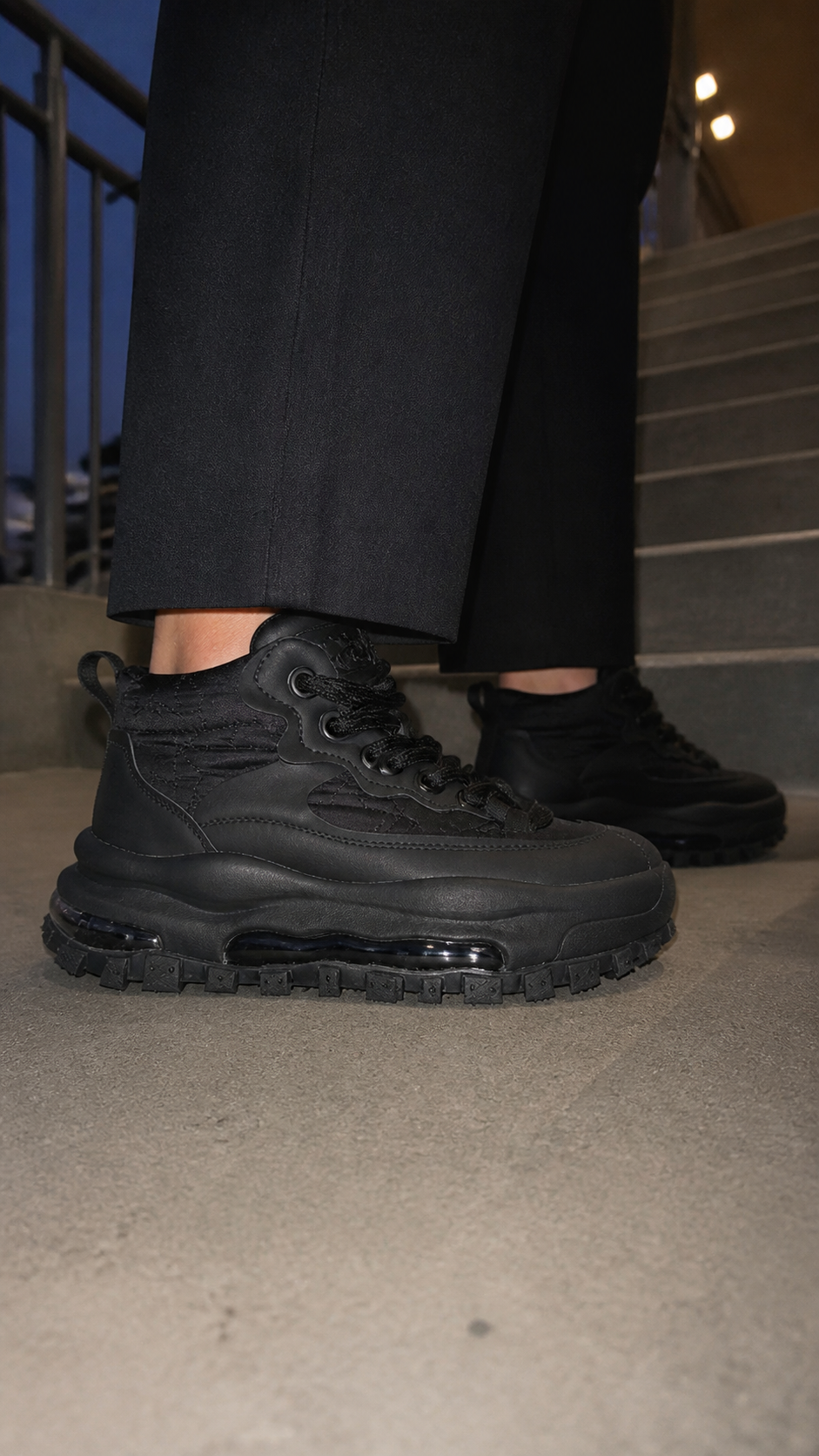 Black Trail Platform Outdoor Sneakers natural UGC showcase 3