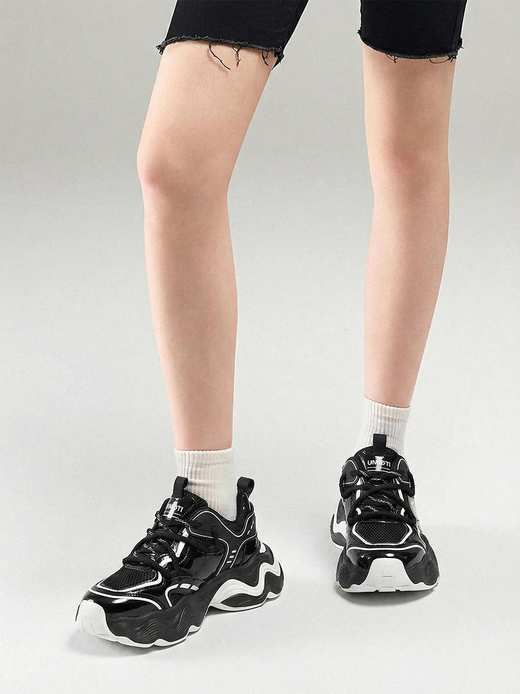 Black Wave-Sole Chunky Dad Sneakers - View 3