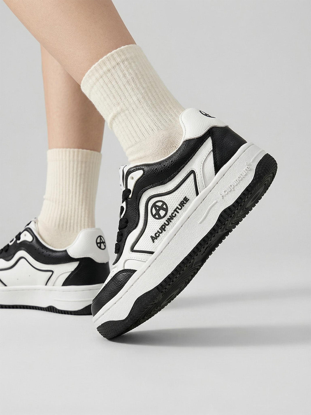 Black White Logo Skate Sneakers - View 3