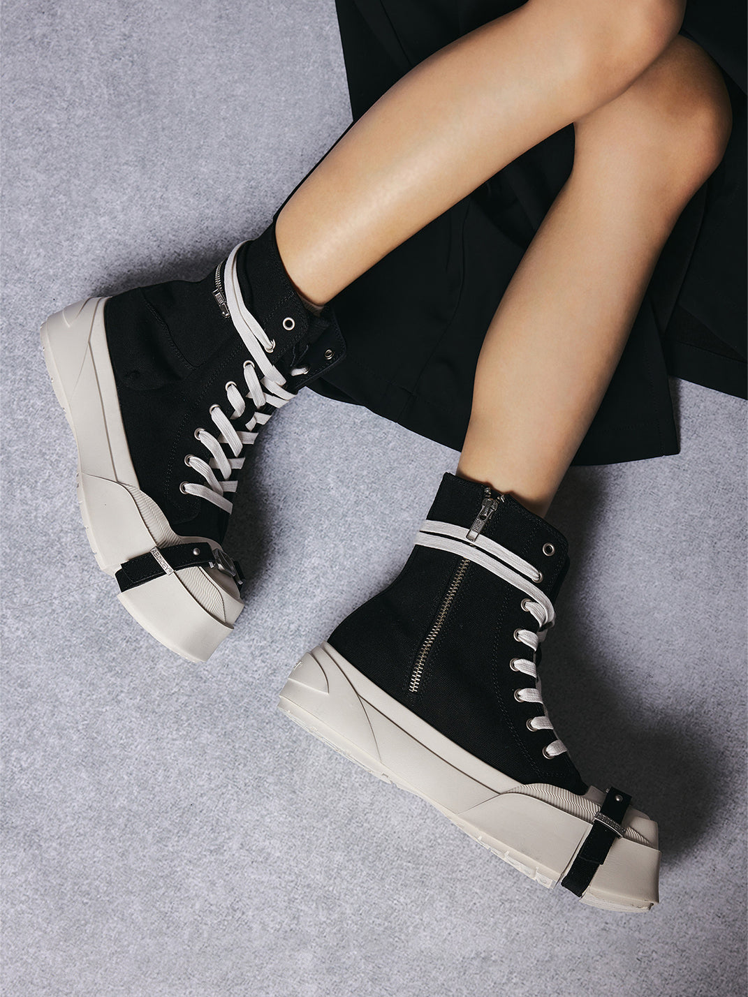 Black Zip-Pocket High-Top Platform Sneakers - View 2