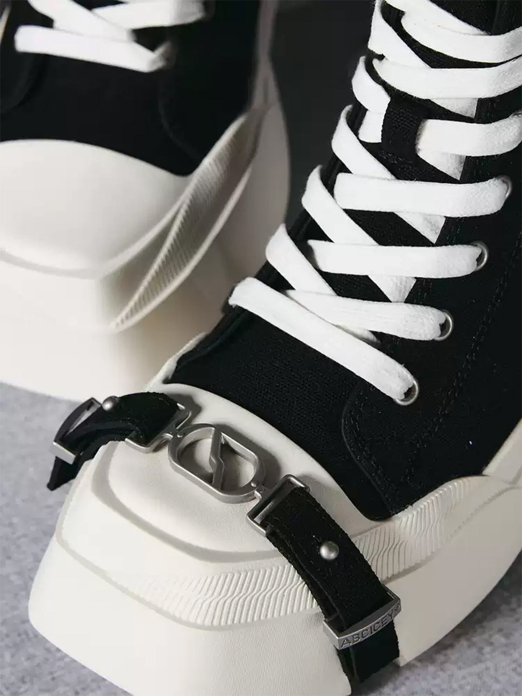 Black Zip-Pocket High-Top Platform Sneakers - View 3