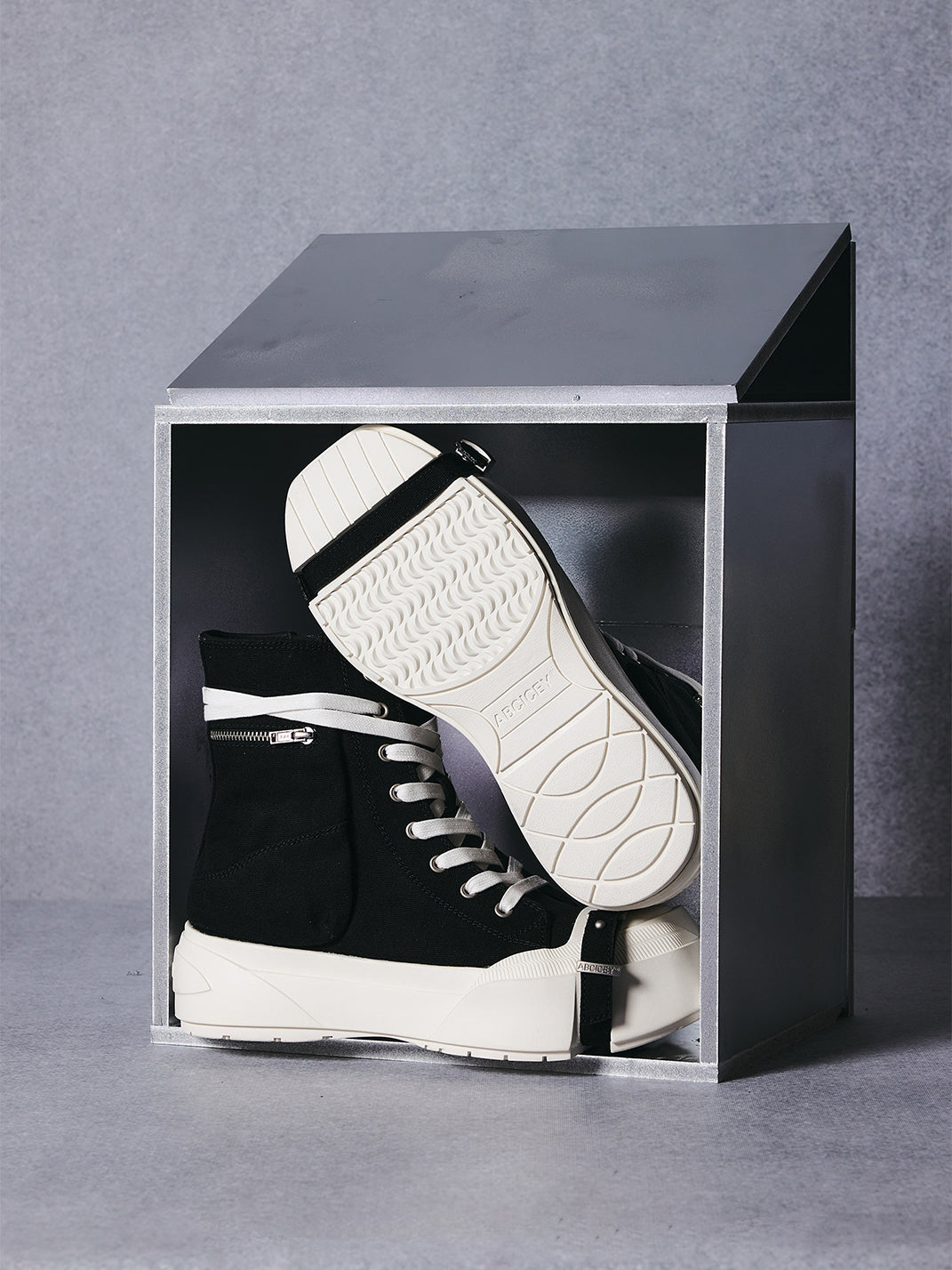 Black Zip-Pocket High-Top Platform Sneakers - View 7