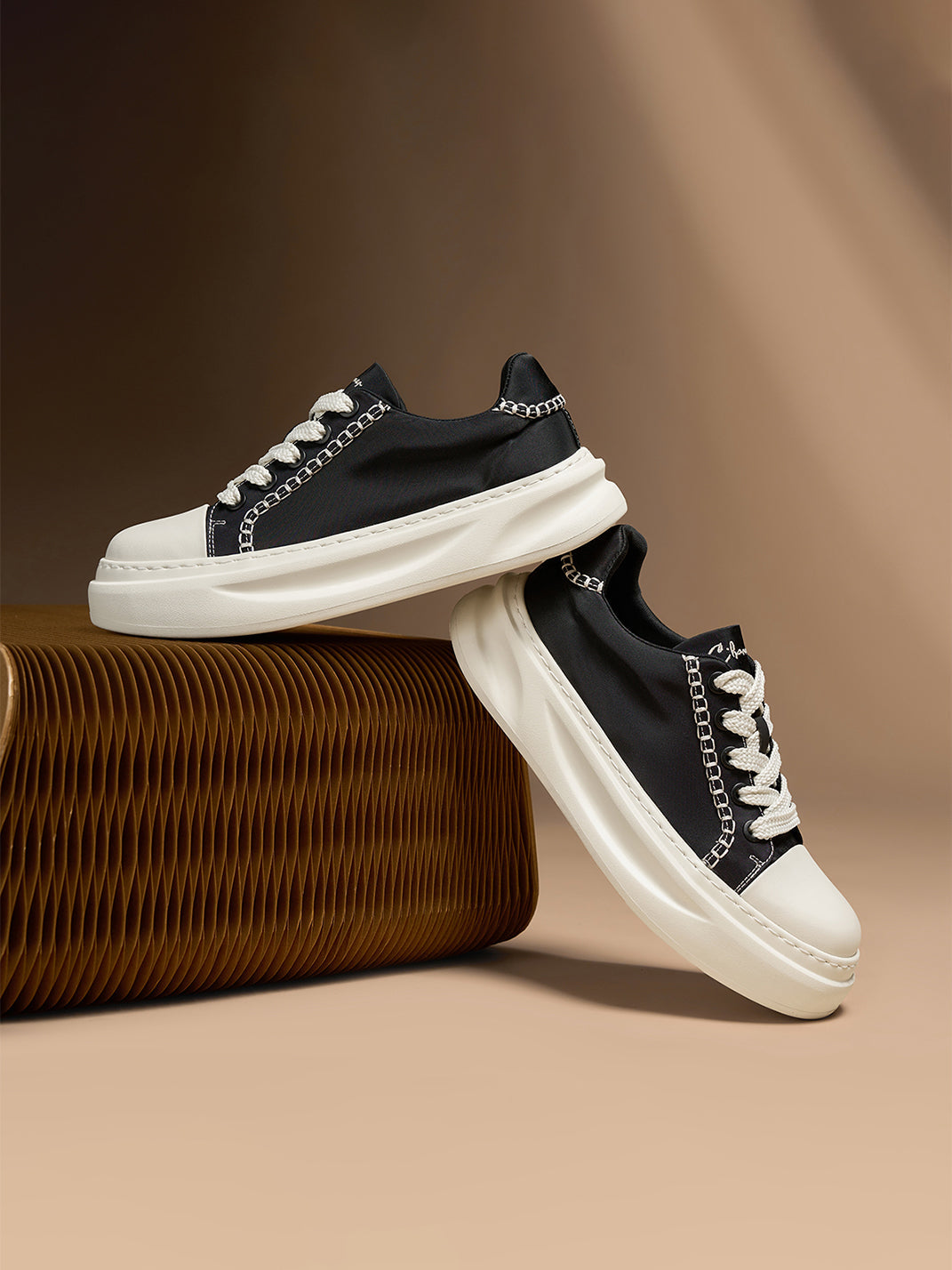 Black Chain-Trim Contrast-Stitch Platform Sneakers - View 5