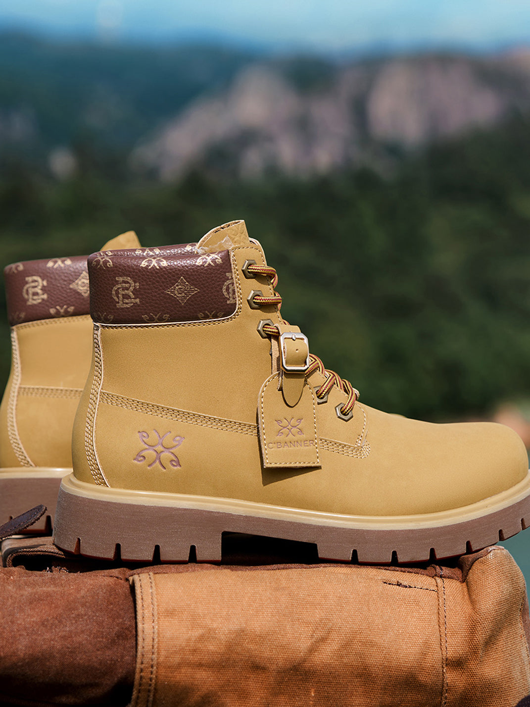 Wheat Contrast-Stitch Lug-Sole Work Boots - View 5
