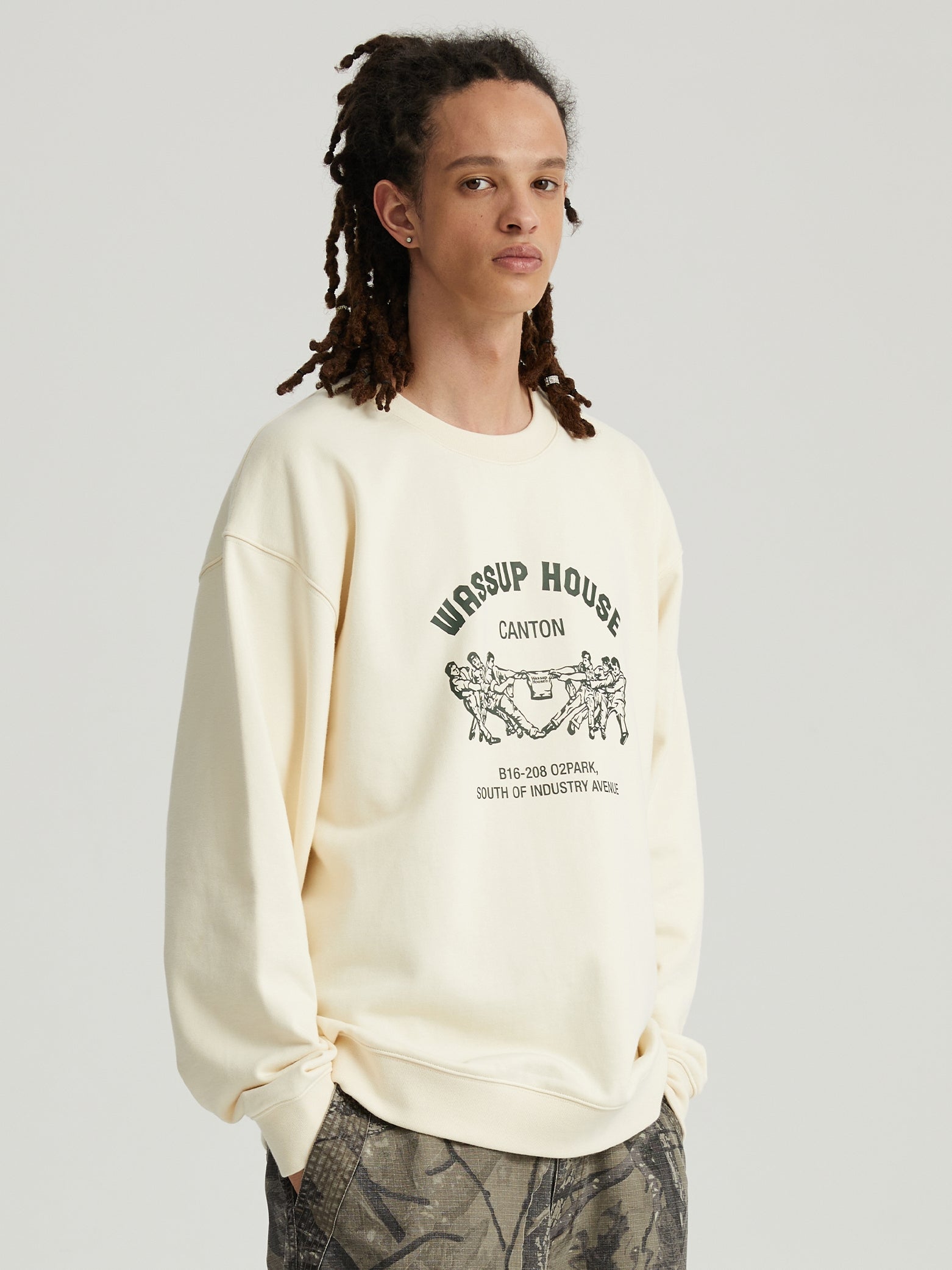 Dynamic Tug Of War Prints Sweatshirt - chiclara