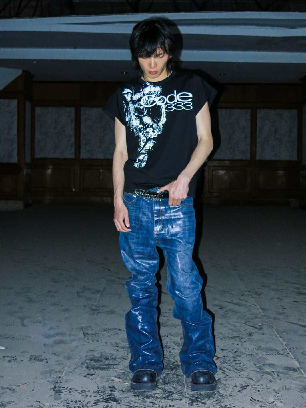 Gloss-Coated Indigo Flare Jeans — product view 2