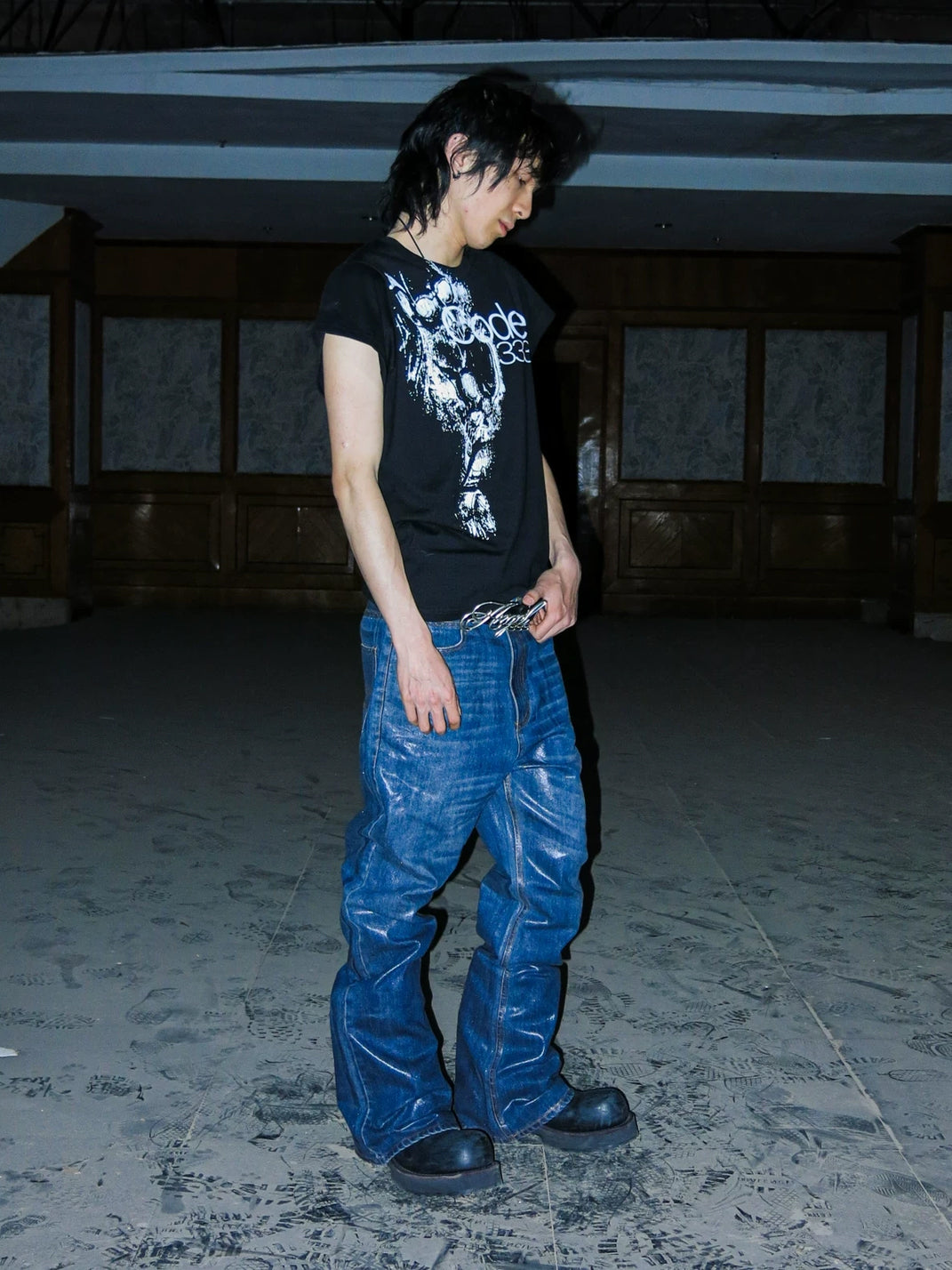 Gloss-Coated Indigo Flare Jeans — product view 3