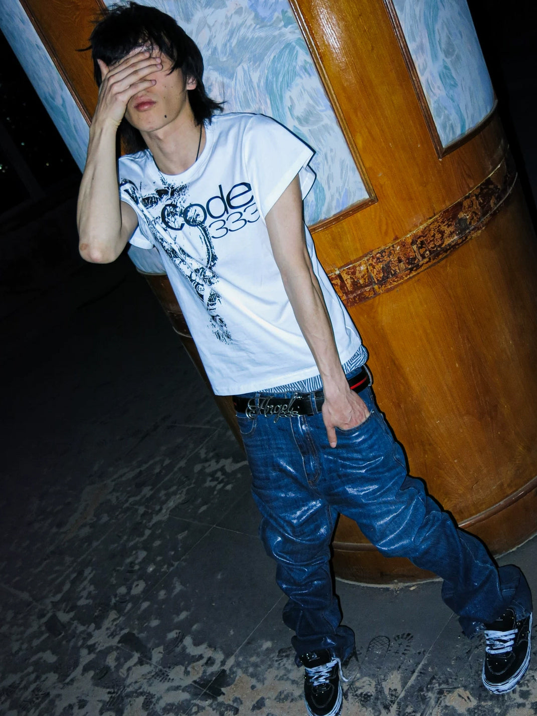 Gloss-Coated Indigo Flare Jeans — product view 4