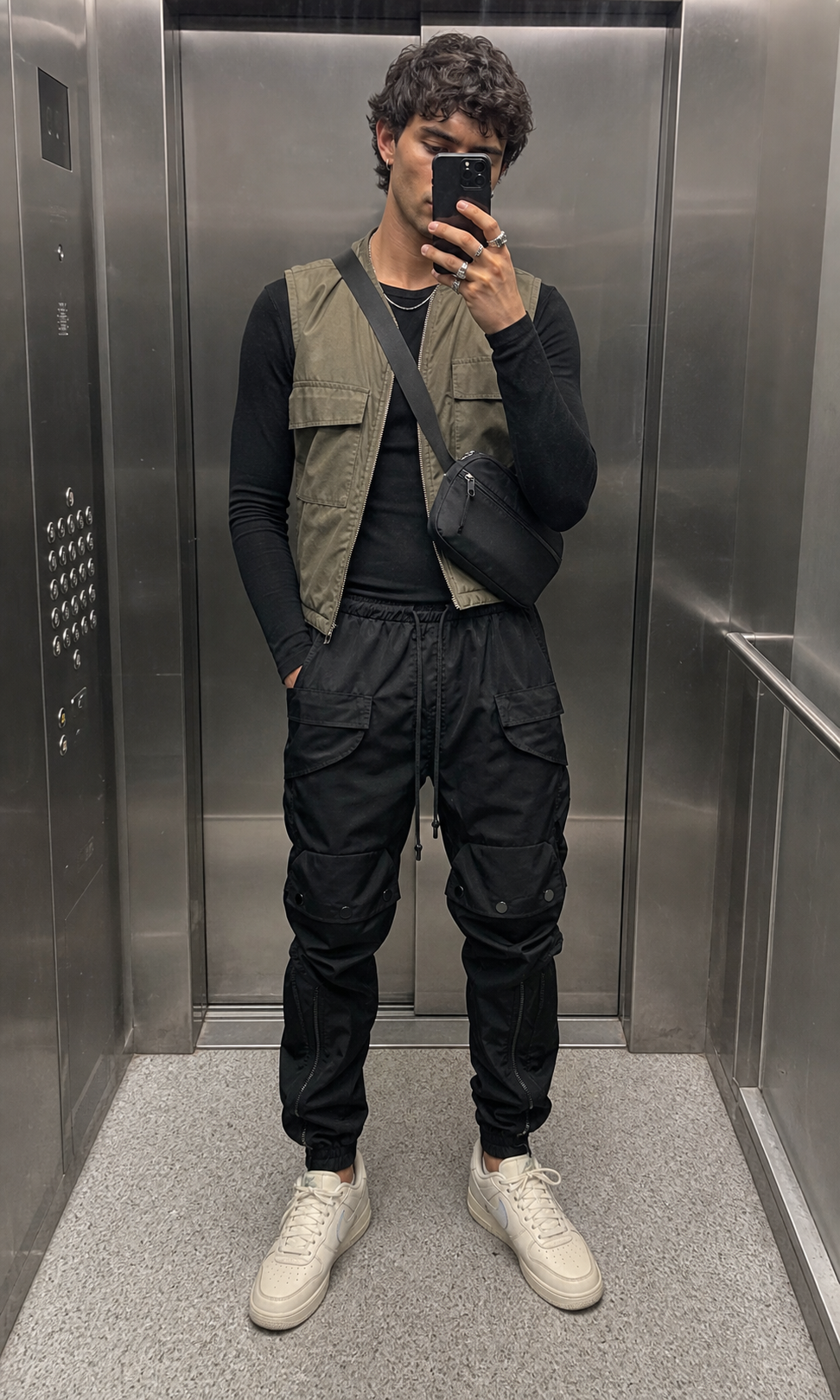 Circuit Zip Tech Cargo Joggers UGC showcase 3