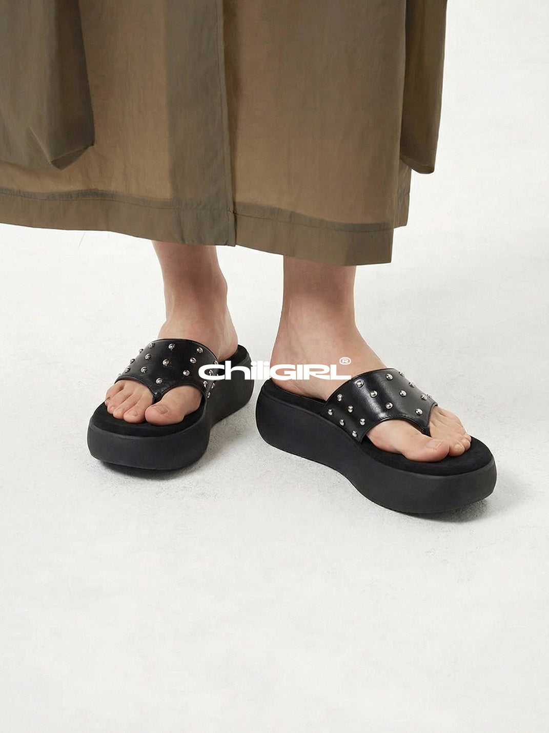 Black Rivet Platform Thong Sandals - View 7
