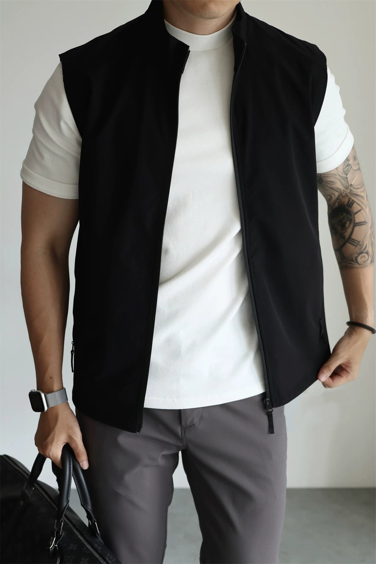 Lightweight Stretch Zip Vest product view 3