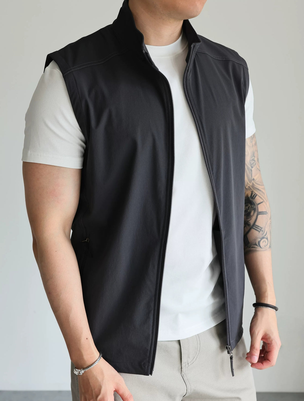 Lightweight Stretch Zip Vest product view 5