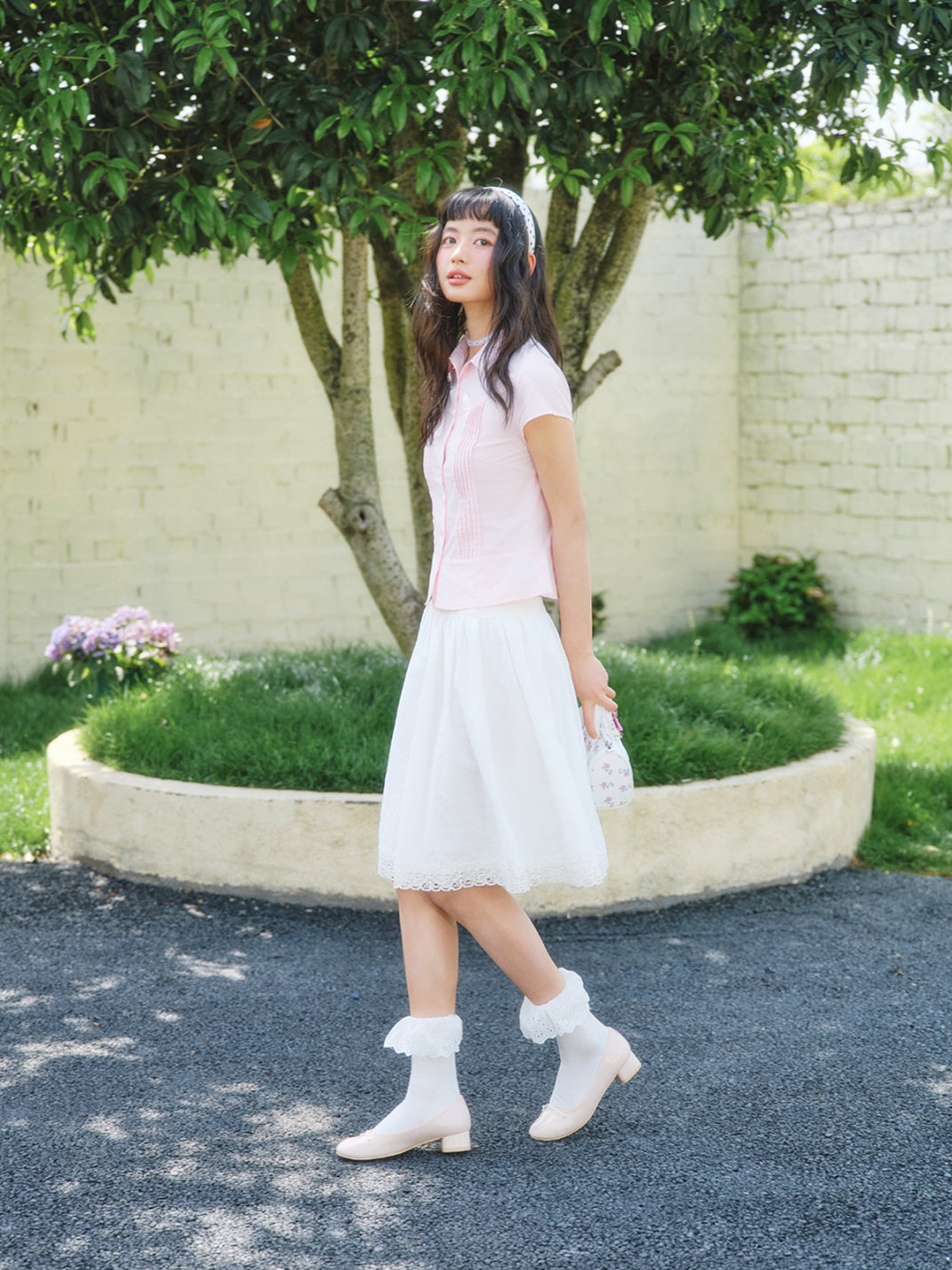 Glossy Low-Heel Ballet Pumps - View 15