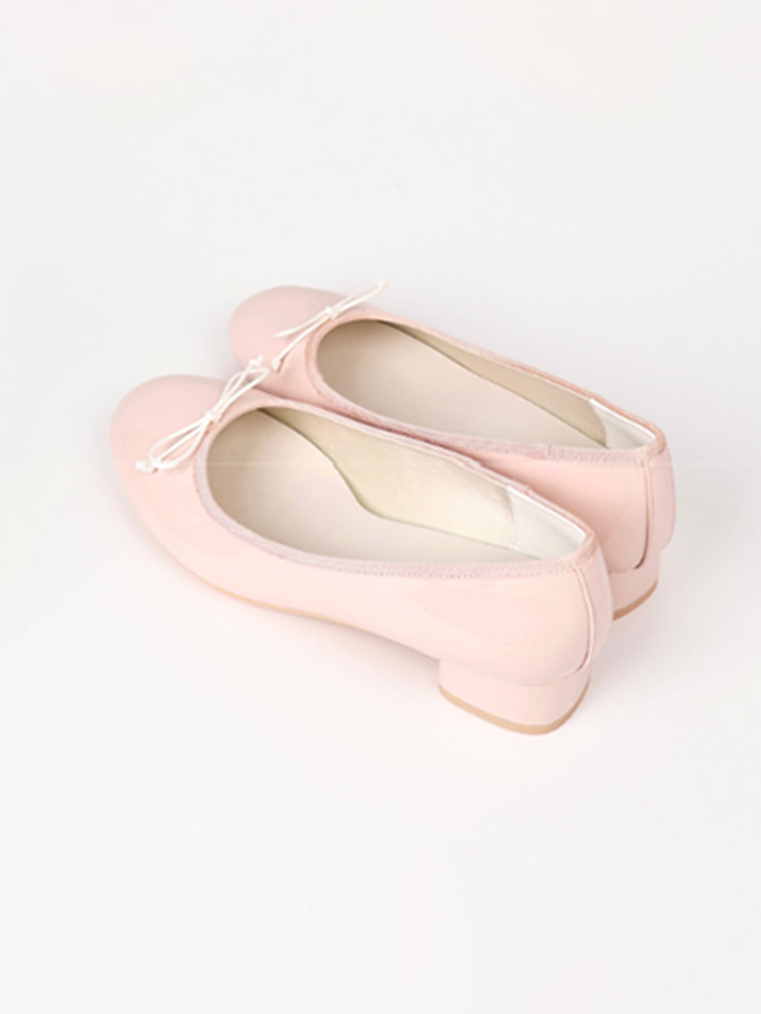Glossy Low-Heel Ballet Pumps - View 17