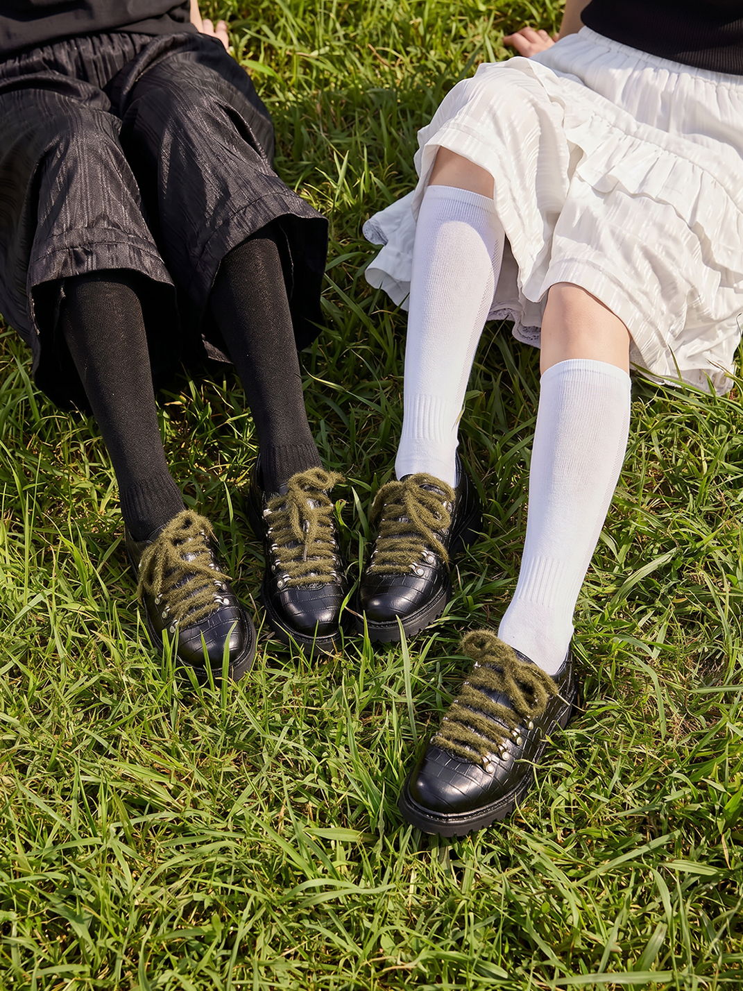 Croc-Embossed Leather Derby Shoes - View 3