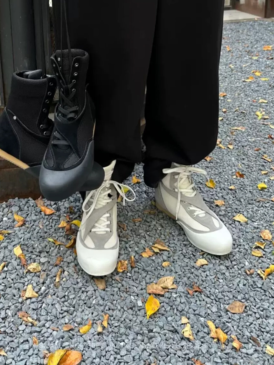 Metallic Mesh Low-Sole Boxing Boots - View 3