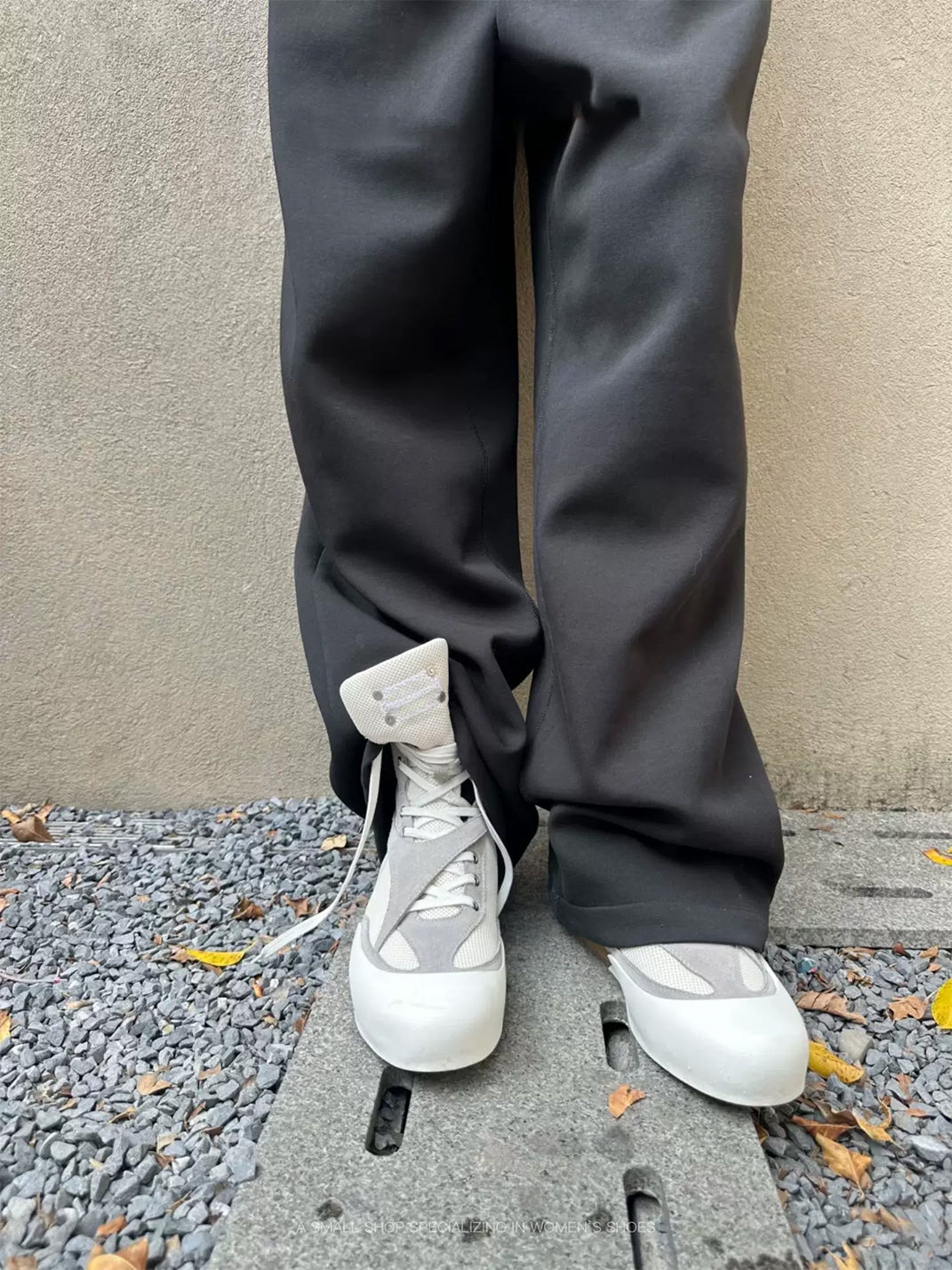 Metallic Mesh Low-Sole Boxing Boots - View 4