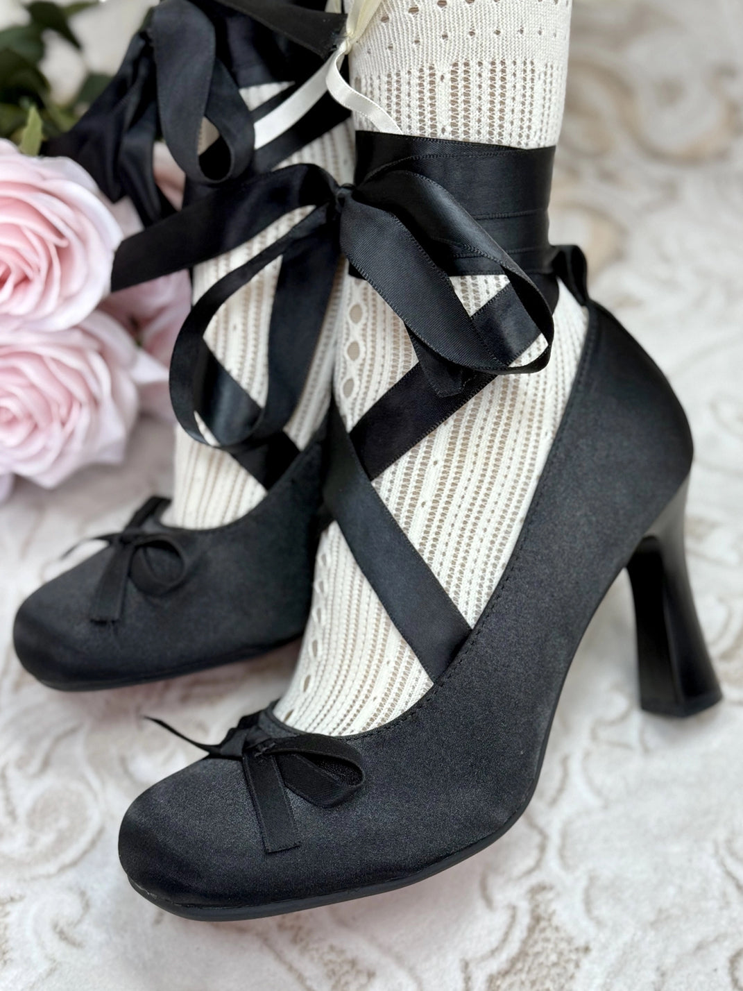 Ribbon-Lace Satin 9cm Bow Pumps - View 2