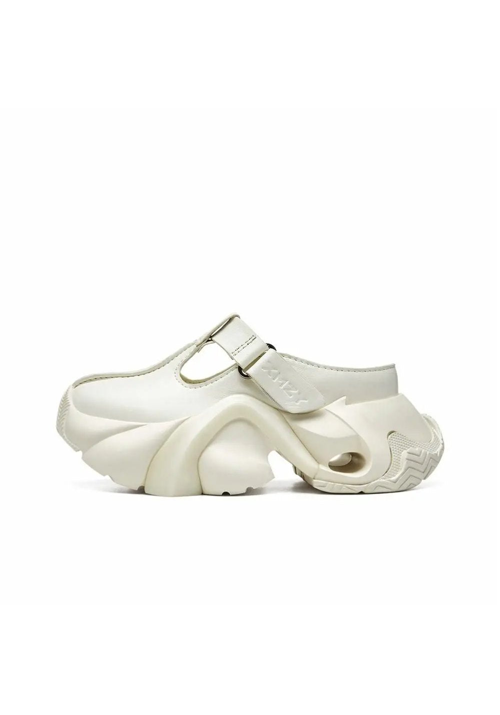 Black Platform Closed-Toe Slides