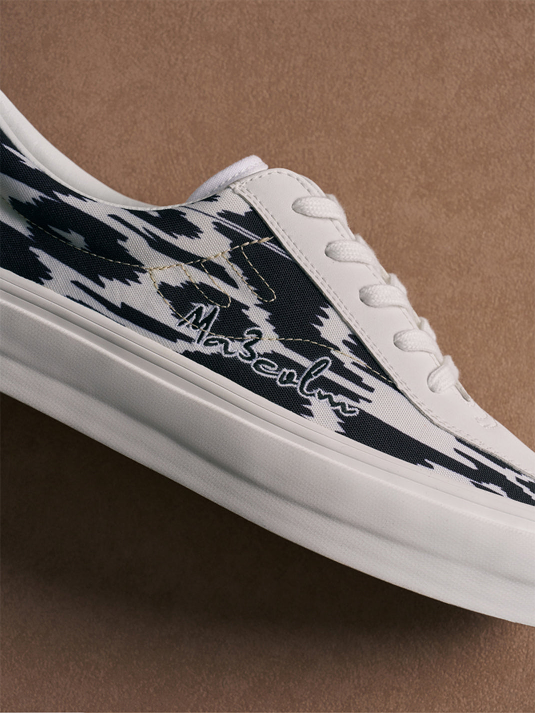 Dreamers Ink-Print Canvas Skate Shoes - View 6