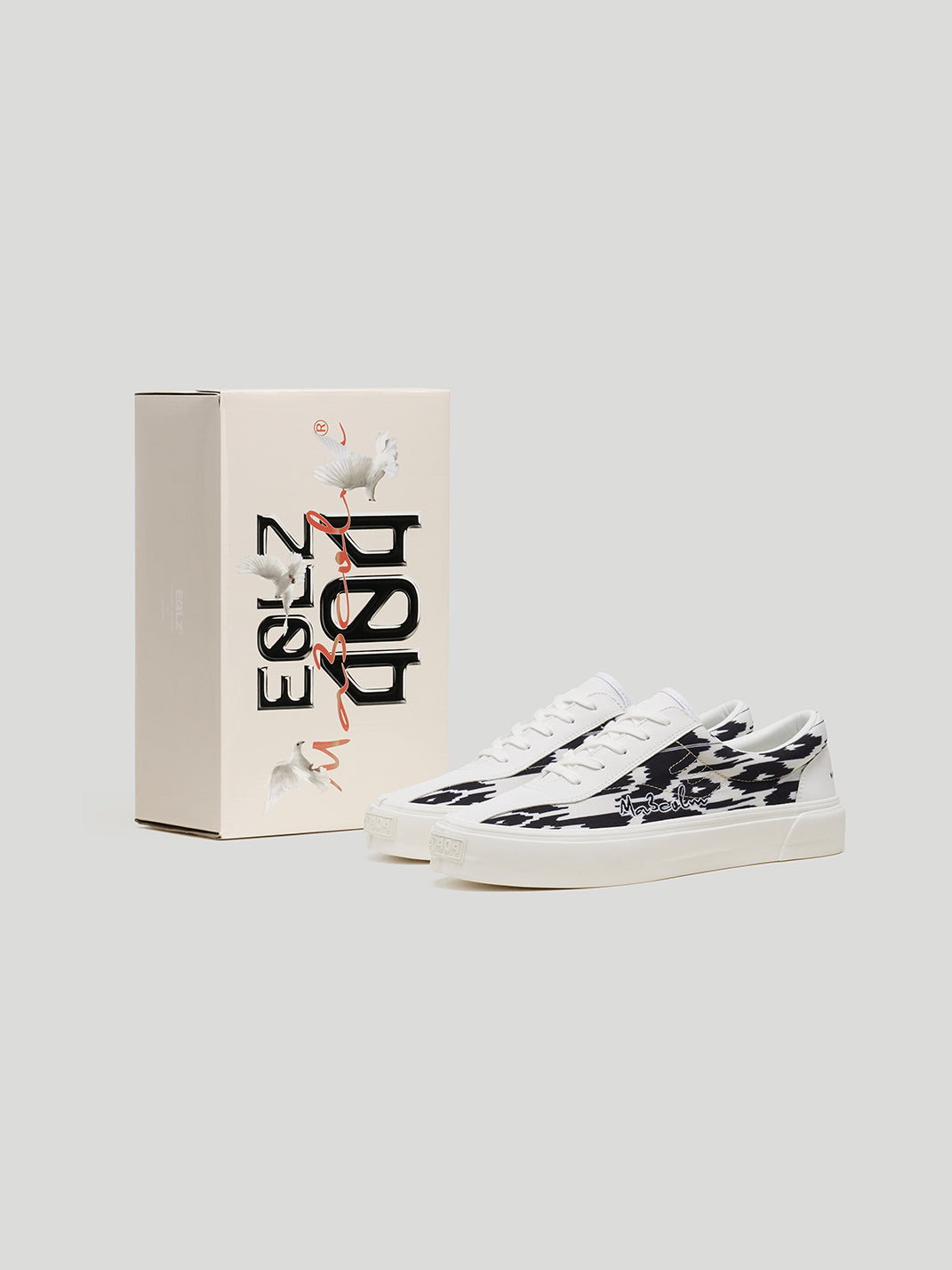 Dreamers Ink-Print Canvas Skate Shoes - View 8