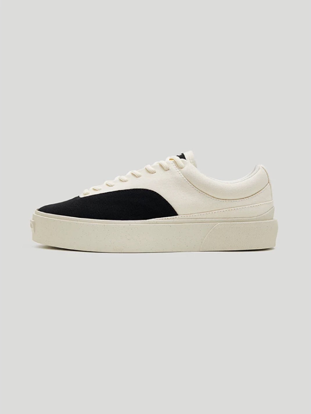 Two-Tone Platform Canvas Skate Shoes - View 6