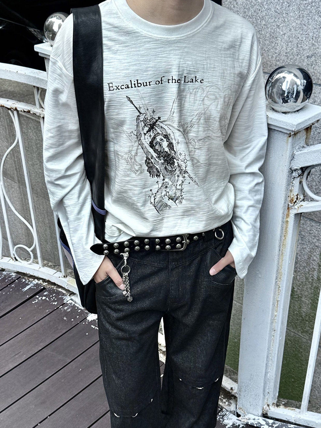 Excalibur Graphic Tapered-Cuff Long-Sleeve Tee - View 4