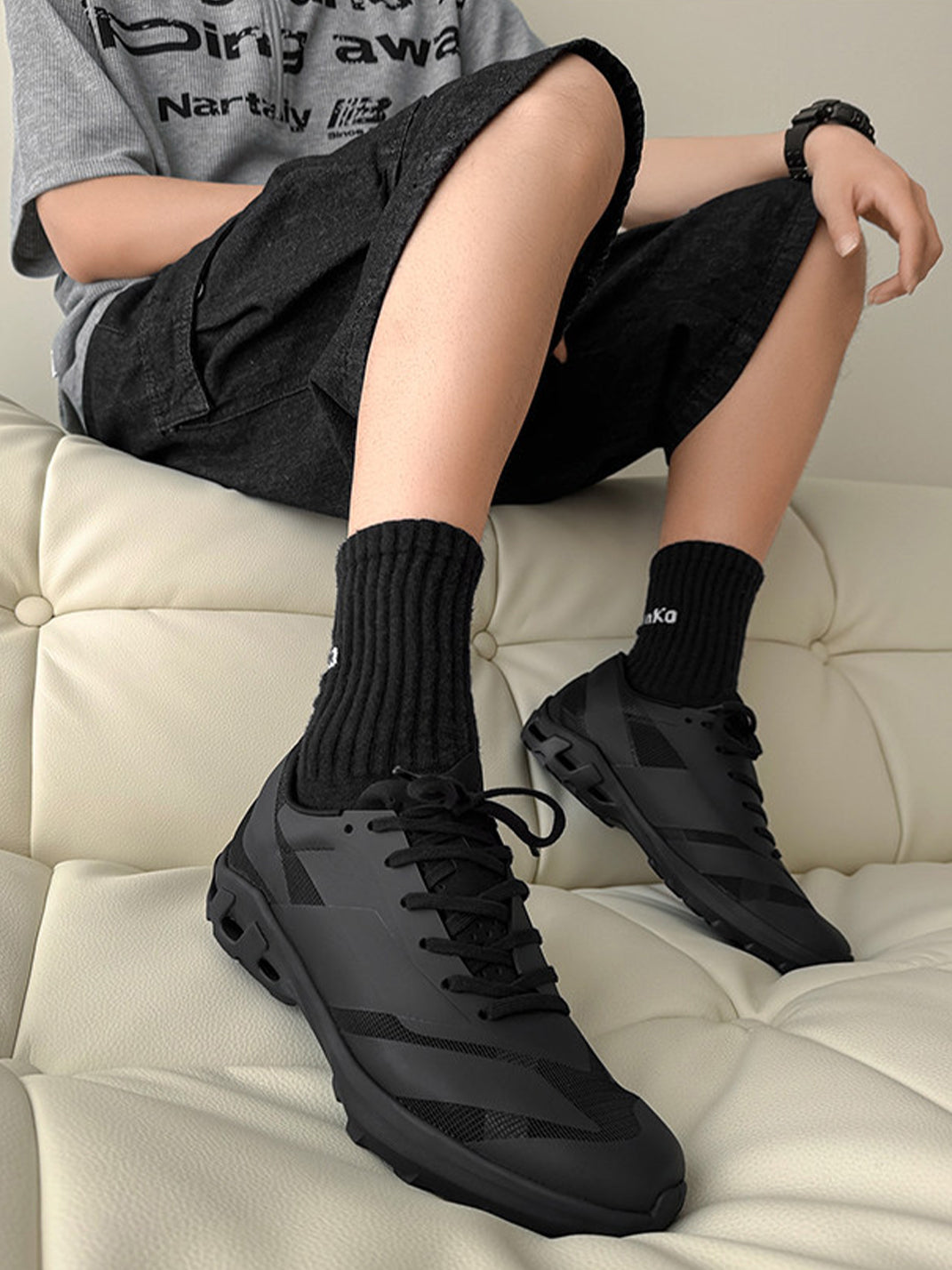 Arch-Support Elastic Low-Profile Sneakers - View 4