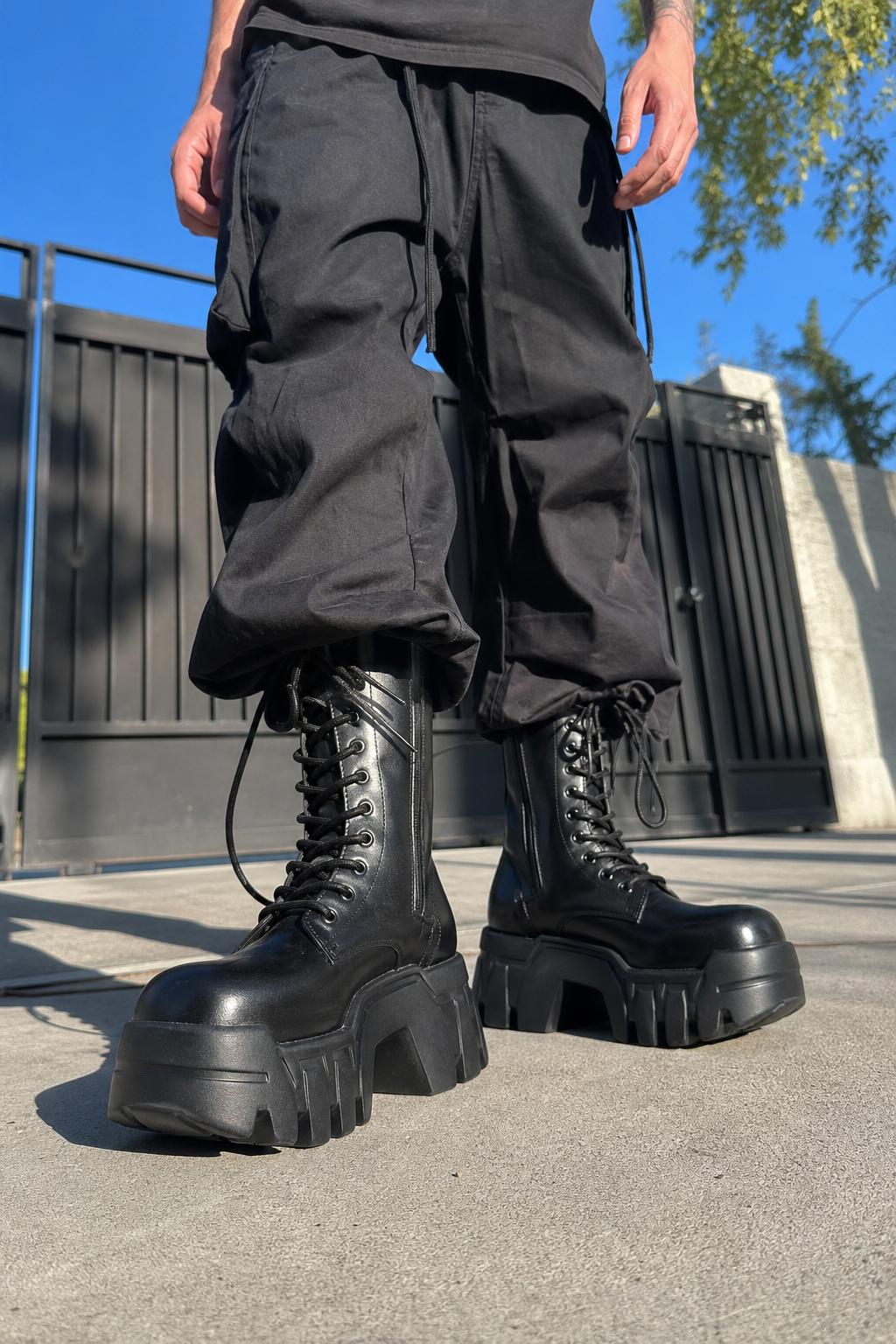 Black Zip Platform Combat Boots by HXS | Chiclara