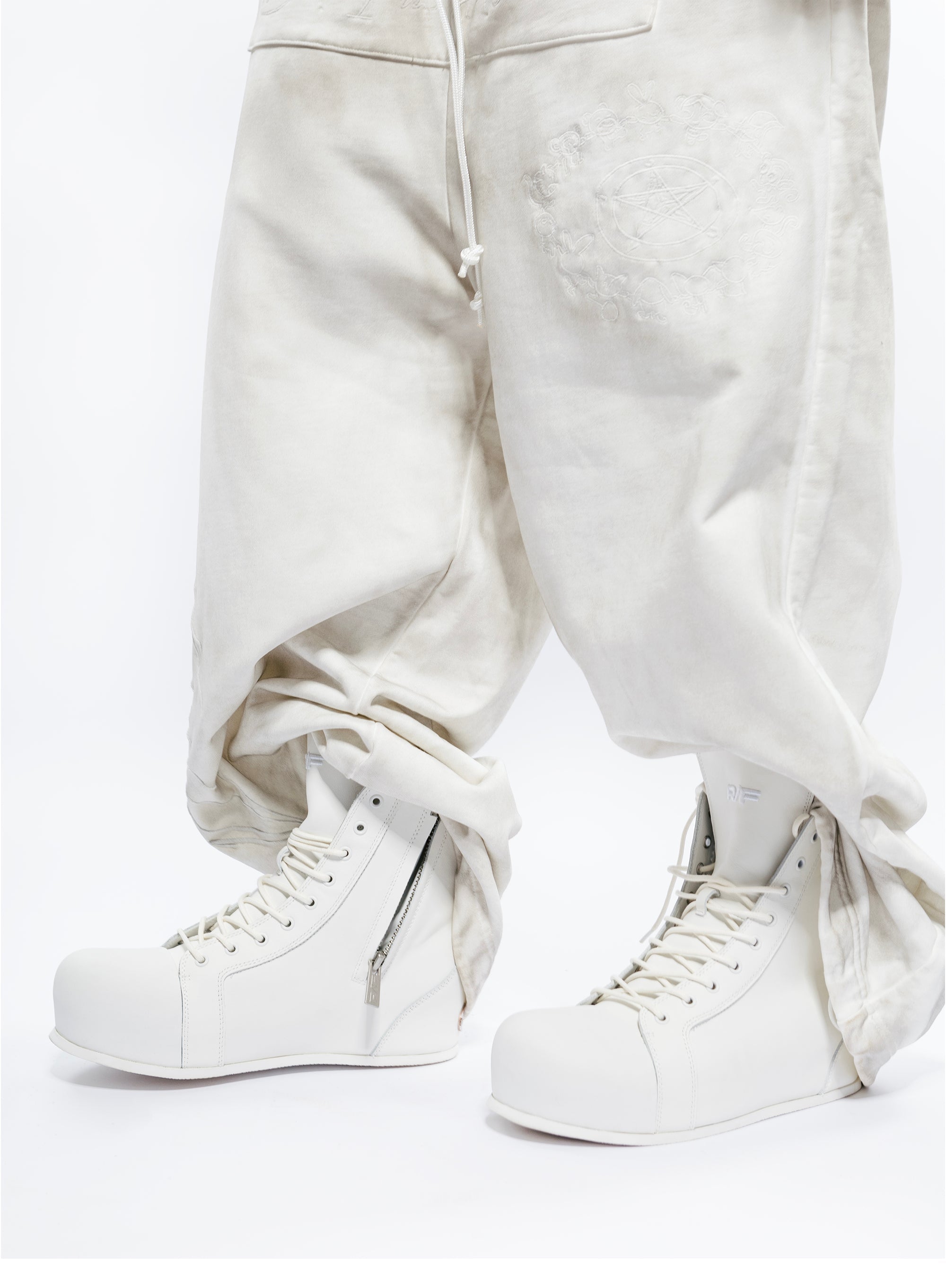 Open-Heel Leather High-Top Boots - View 3