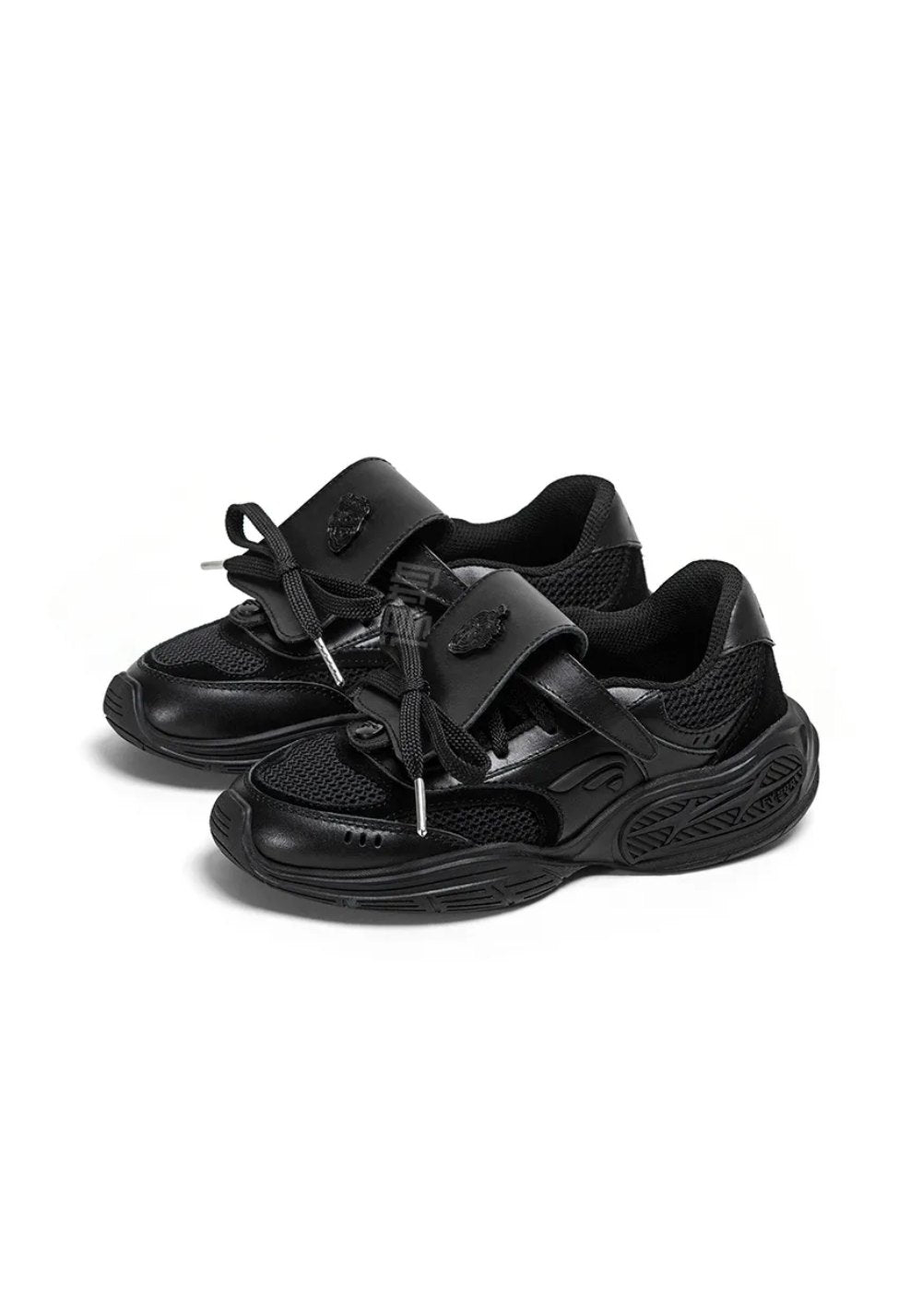 Air-Mesh Low-Top Sport Sneakers - View 11