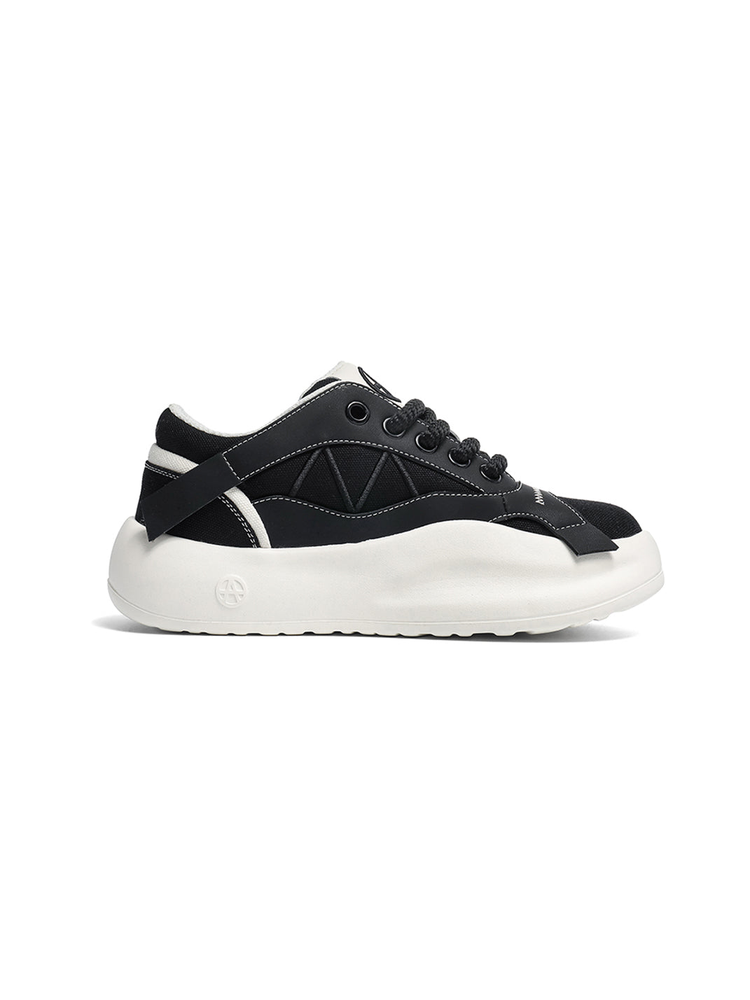 Geometric Panel Platform Runner Sneakers - View 18