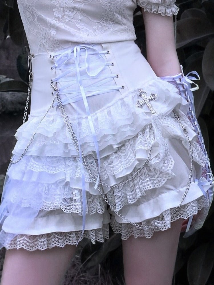 Pantalones cortos lolita góticos con volantes de encaje en capas blancas