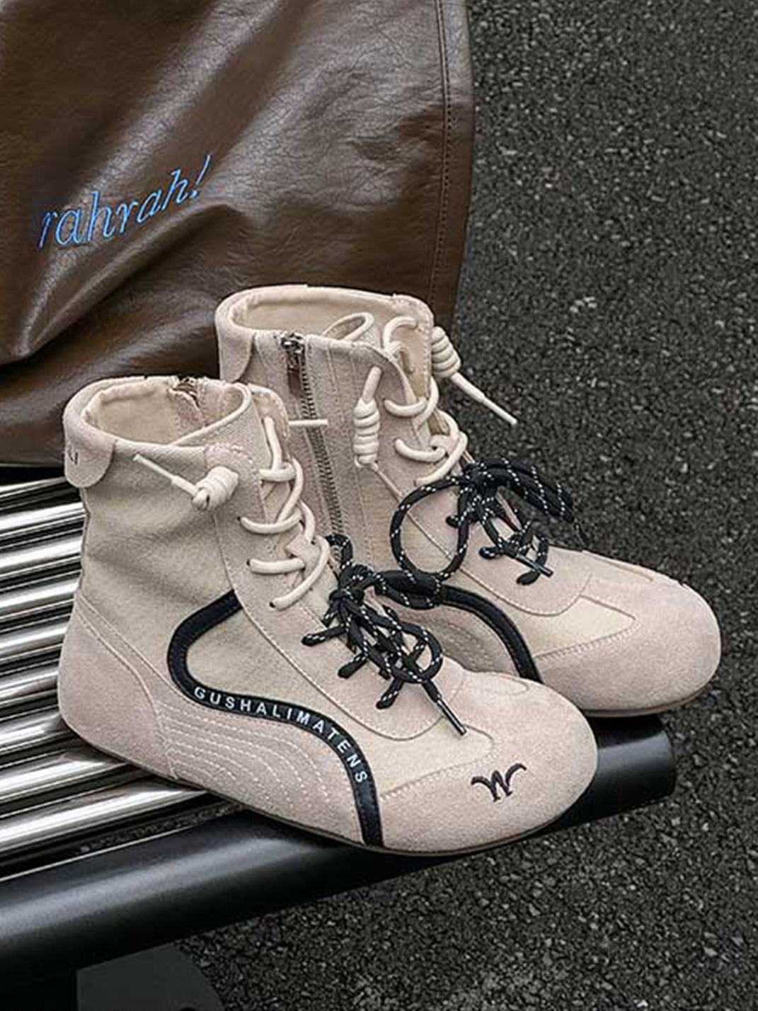 Double-Lace Suede Racing Training Boots - View 3