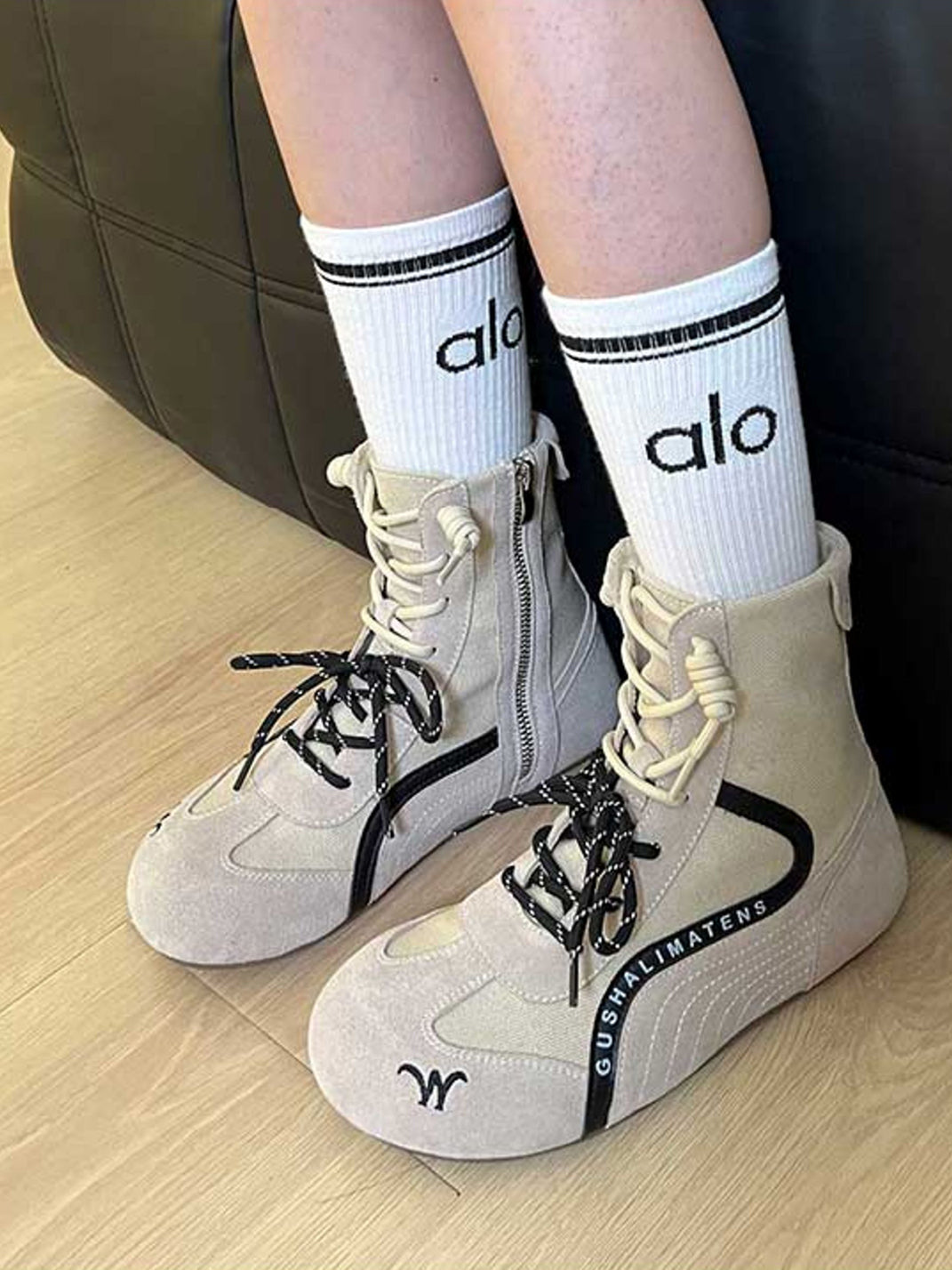 Double-Lace Suede Racing Training Boots - View 4