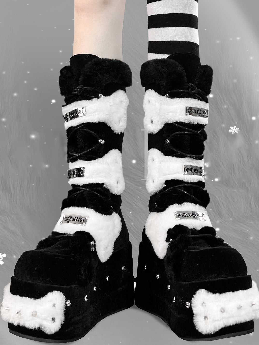 Black Bear-Applique Faux-Fur Platform Boots - View 3