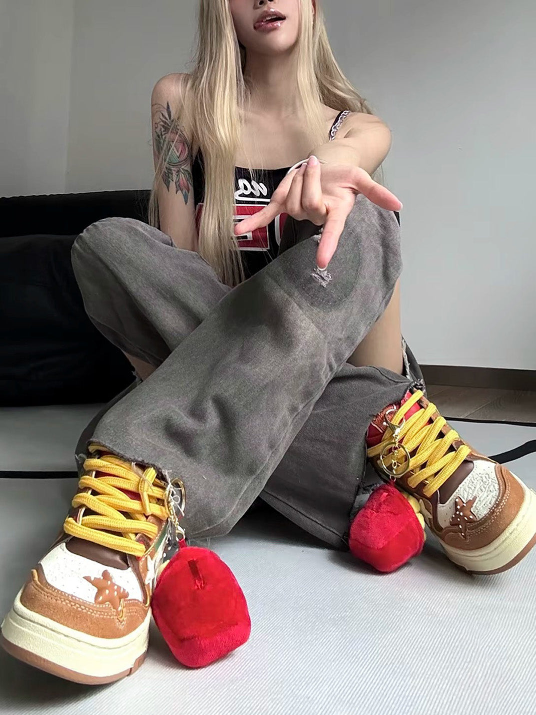 Hamburger Star High-Top Sneakers - View 4