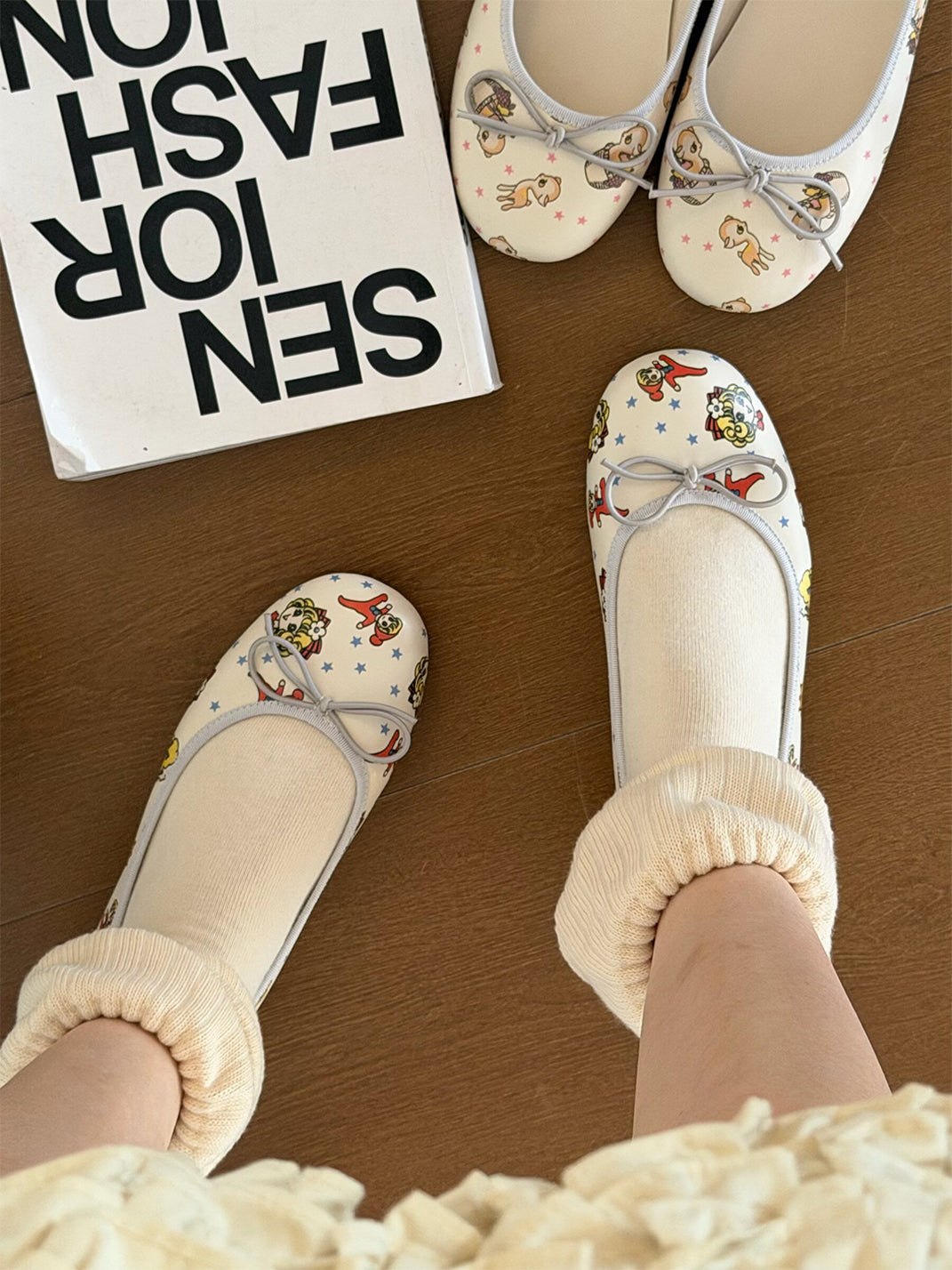 Illustrated Ribbon Square-Toe Ballet Flats - View 5