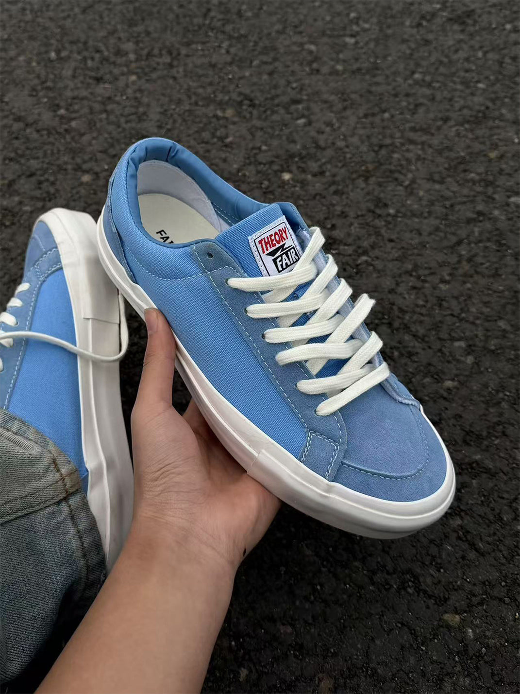 Afro-Embroidered Casual Skate Sneakers - View 7