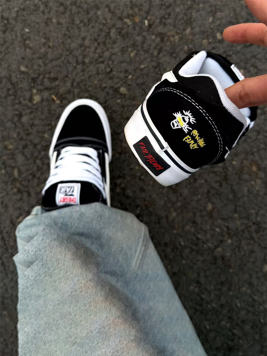 Afro-Embroidered Casual Skate Sneakers - View 10