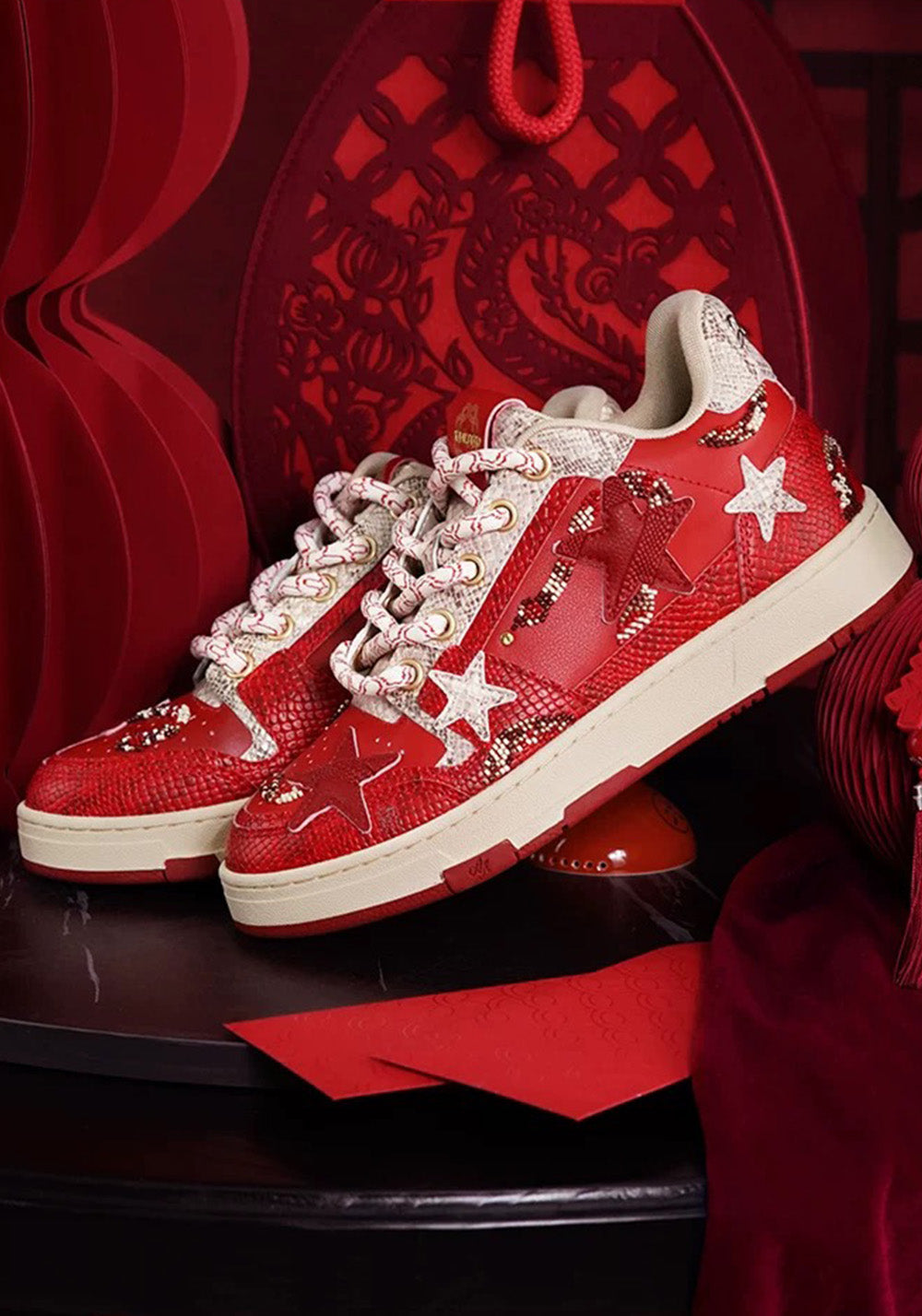 Snake-Embossed Red Star Court Sneakers - View 7