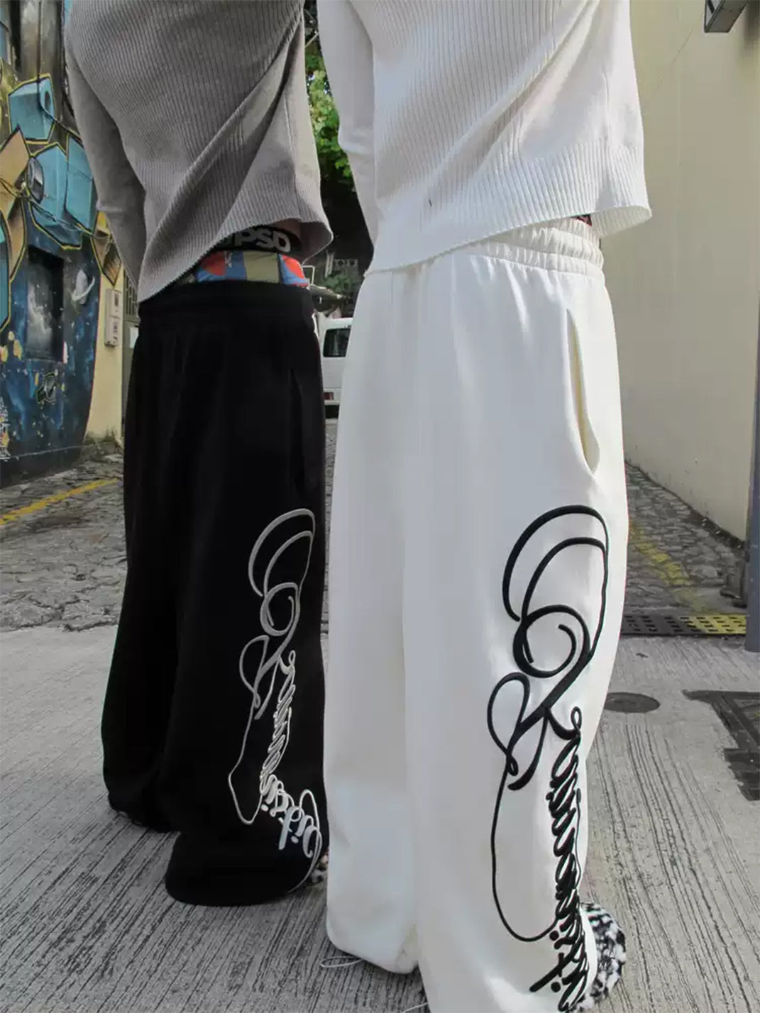 Side-Embroidered Straight-Leg Sweatpants - View 4