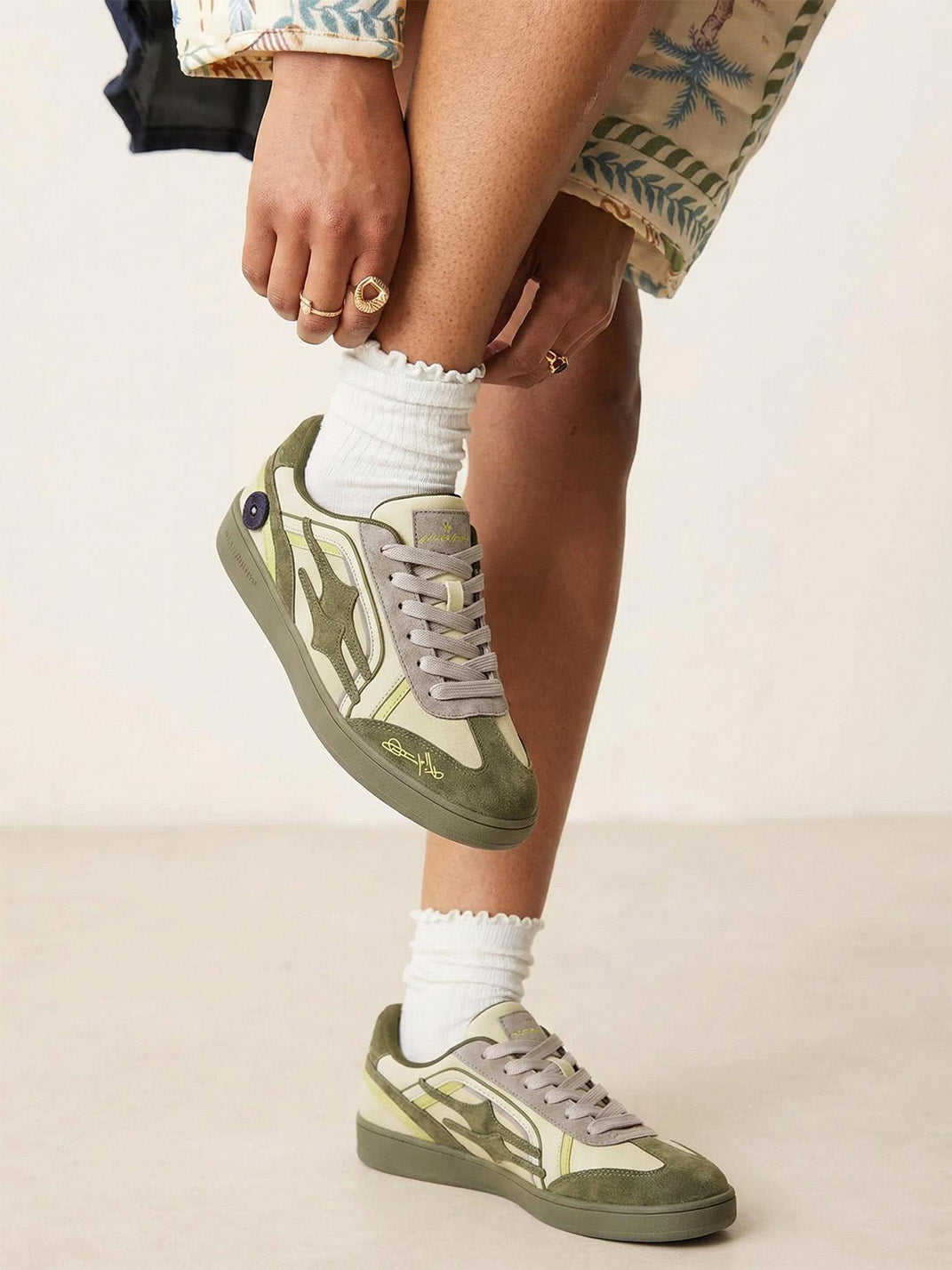 Olive Flame-Panel Low-Profile Trainers - View 2