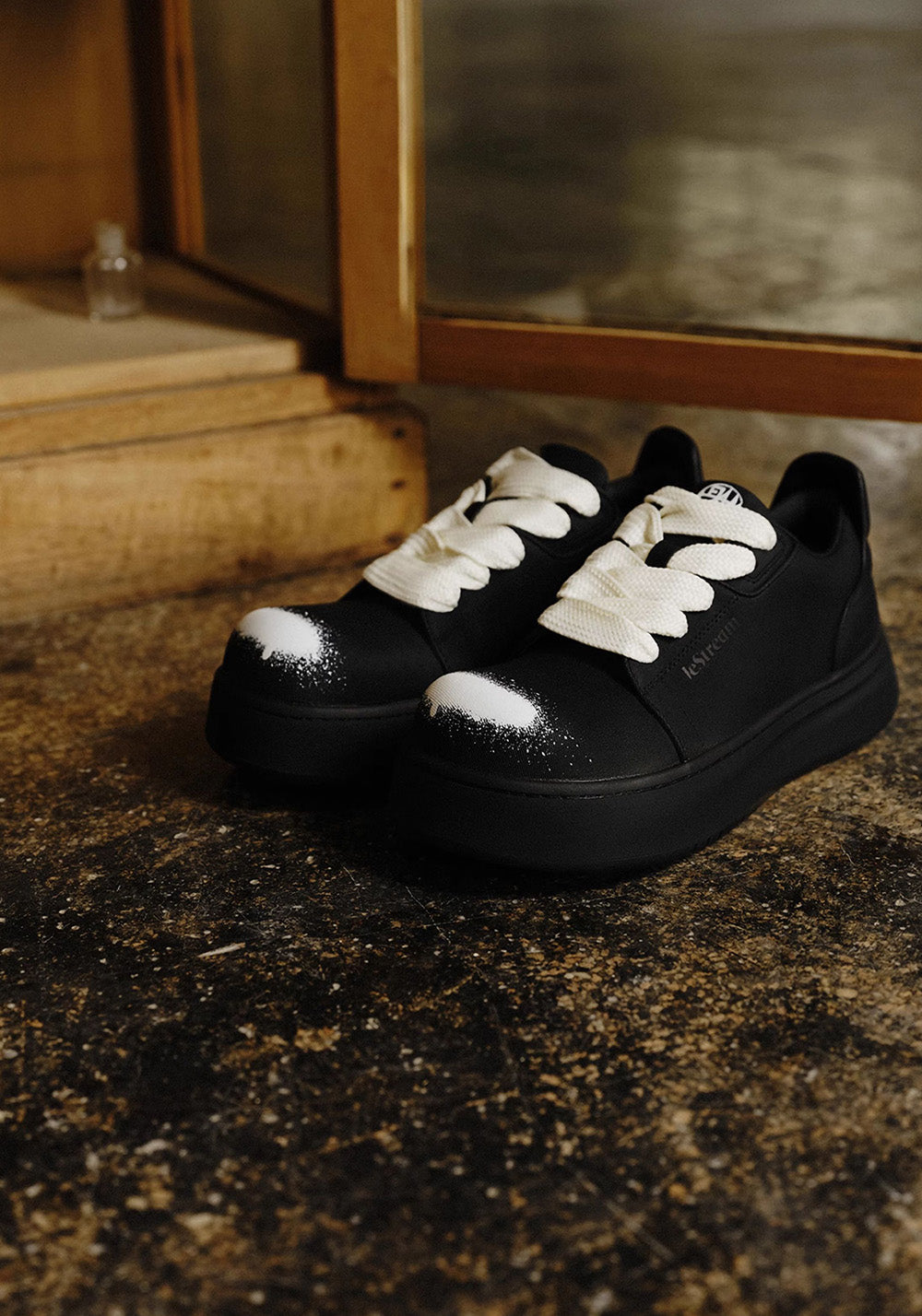 Spray-Finish Leather Platform Derby Shoes - View 3