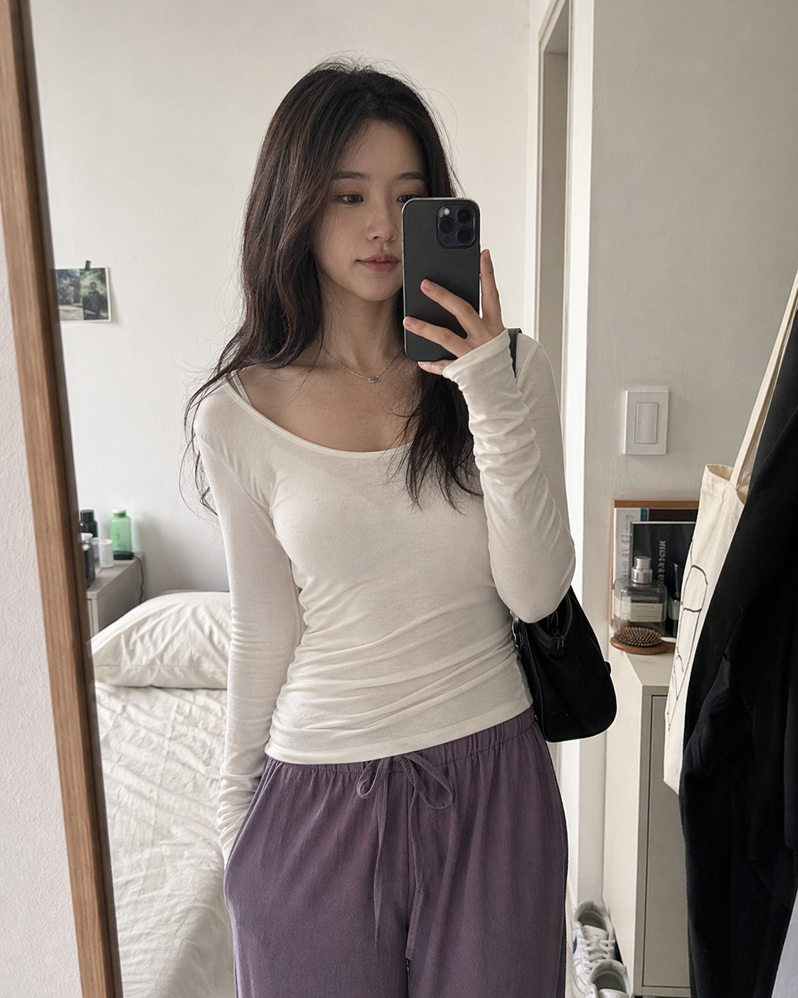 UGC showcase 1 for Long Sleeve Basic Tee: Asian woman in a Seoul bedroom mirror selfie.