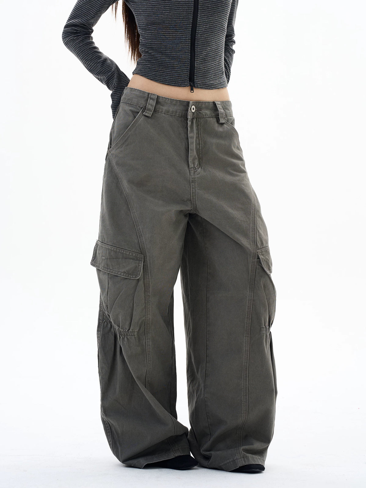 Washed Gathered-Knee Wide-Leg Cargo Pants product view 4
