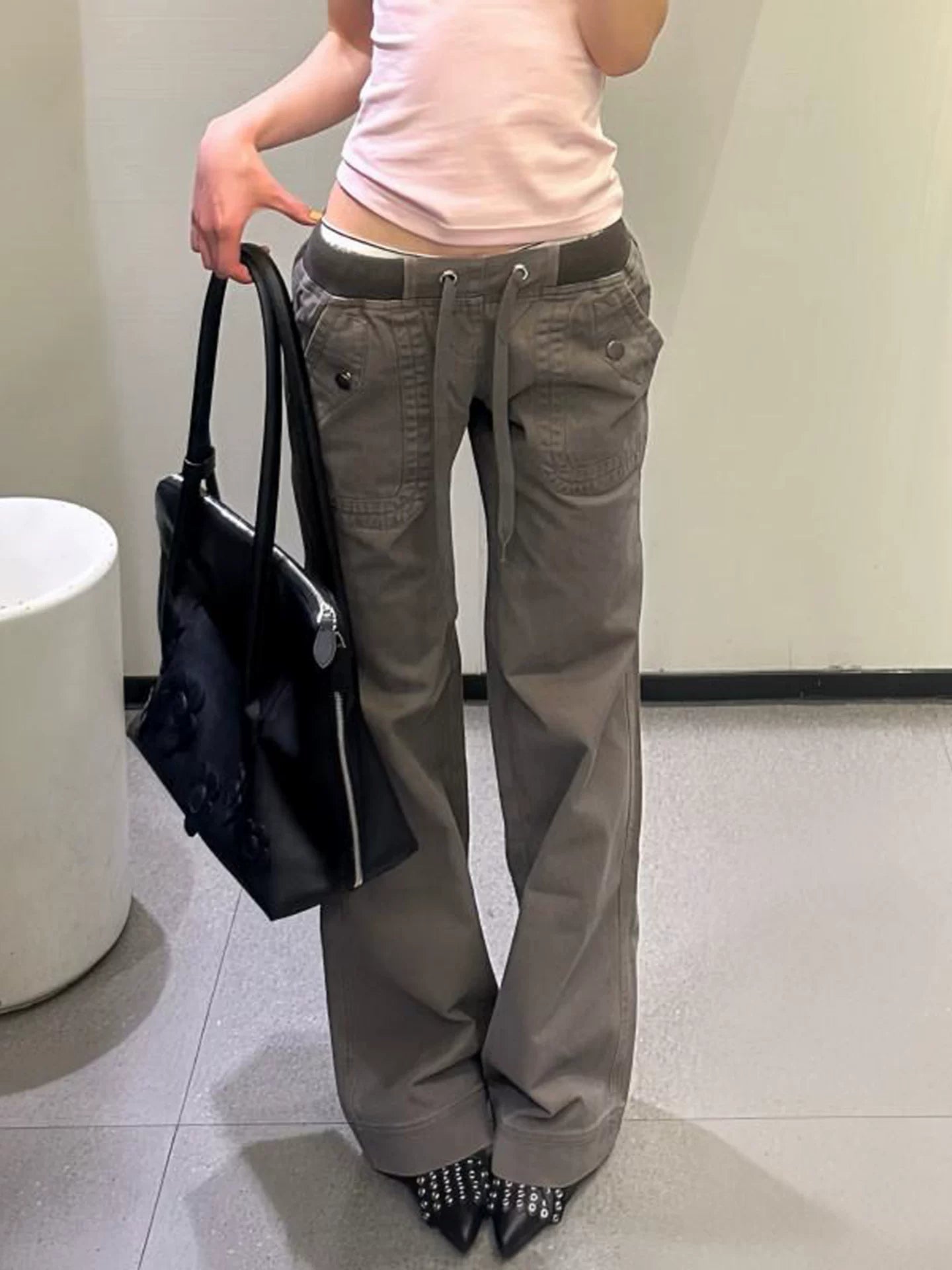 Low-Rise Cargo Wide-Leg Pants product view 4